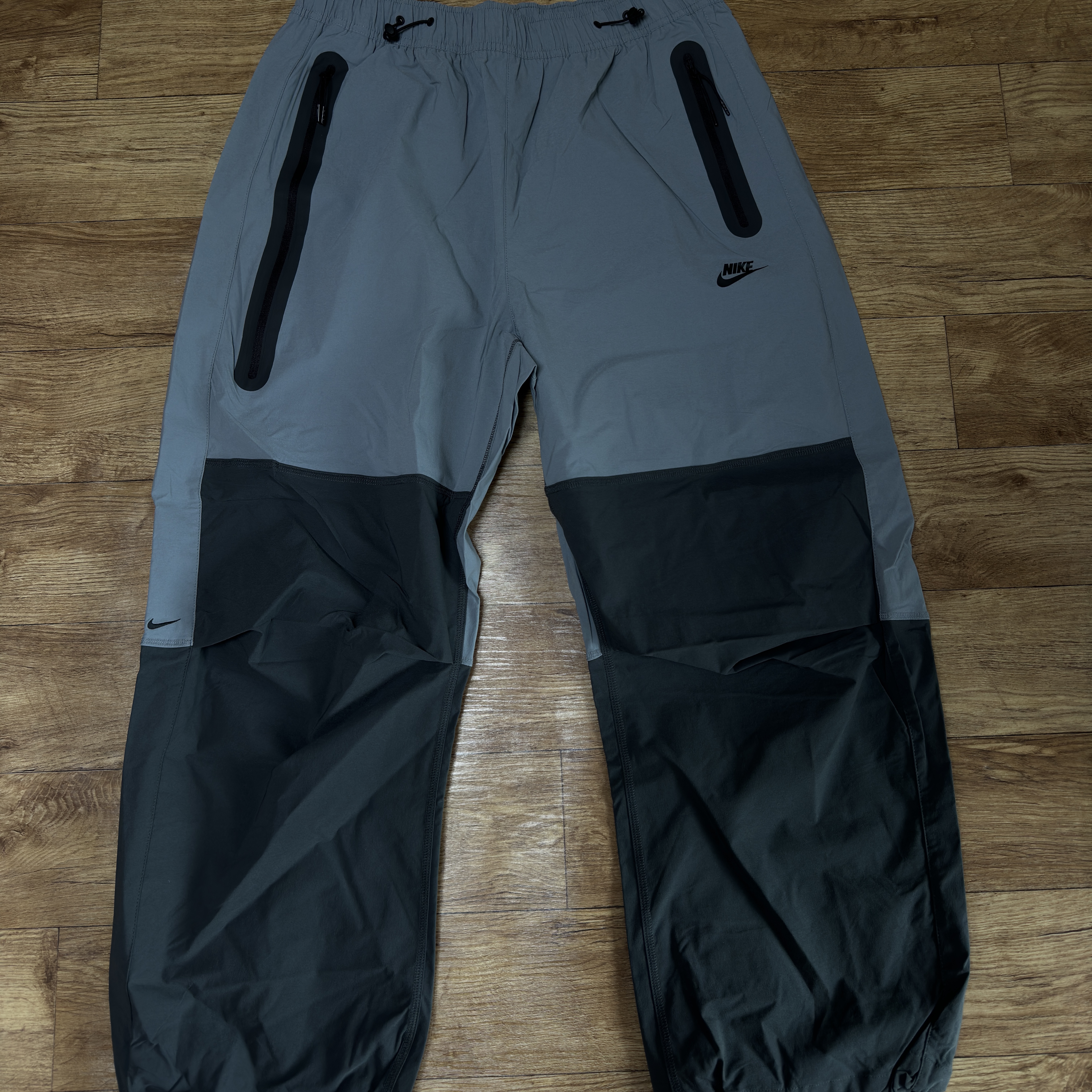 Nike Tech Woven Open Hem Pants Cool Grey Anthracite - Asia 착용 스타일