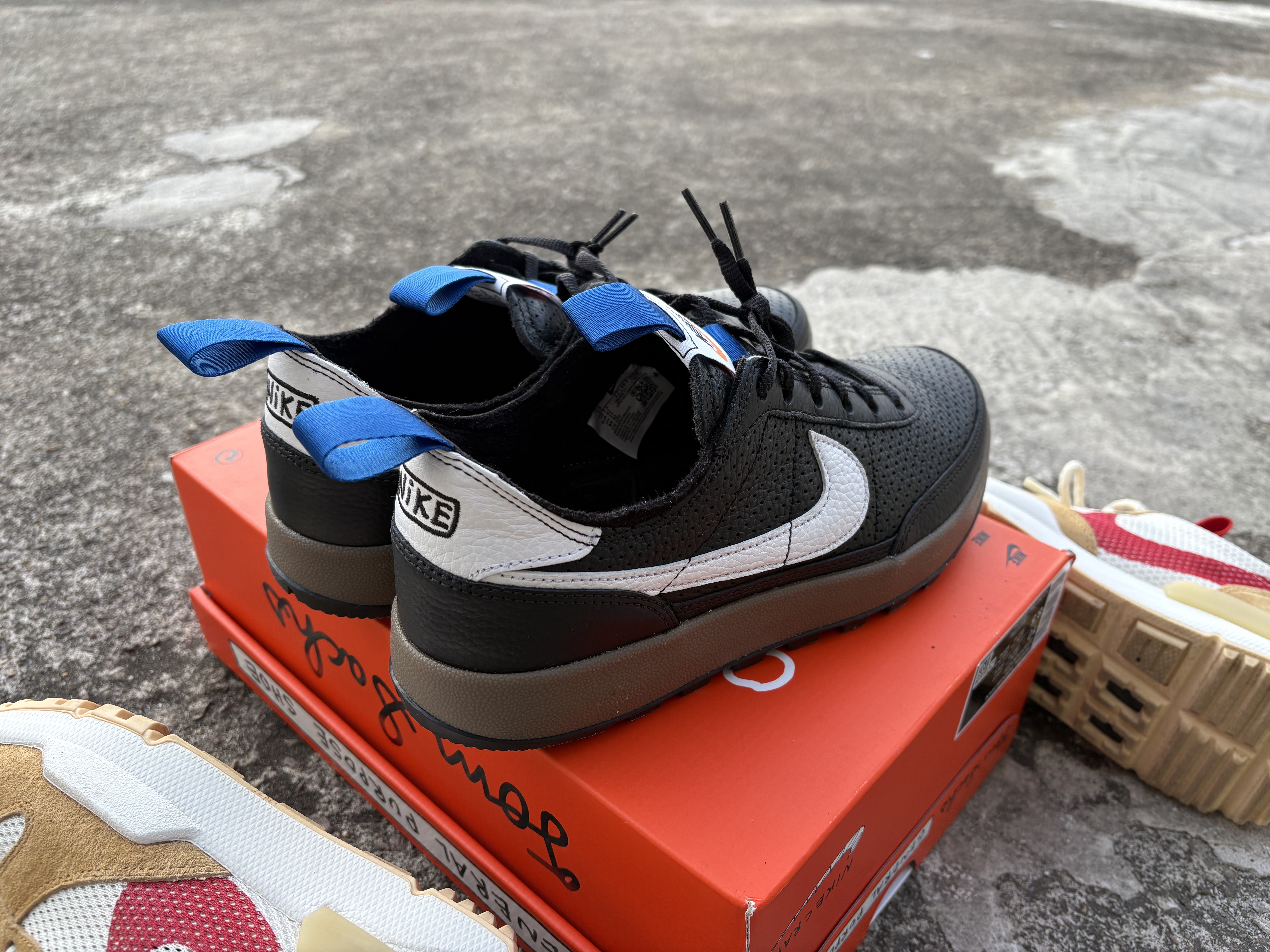 Nike x Tom Sachs Mars Yard Shoe 3.0 Space Camp, Nike x Tom Sachs Craft General Purpose Black White 착용 스타일 - 3