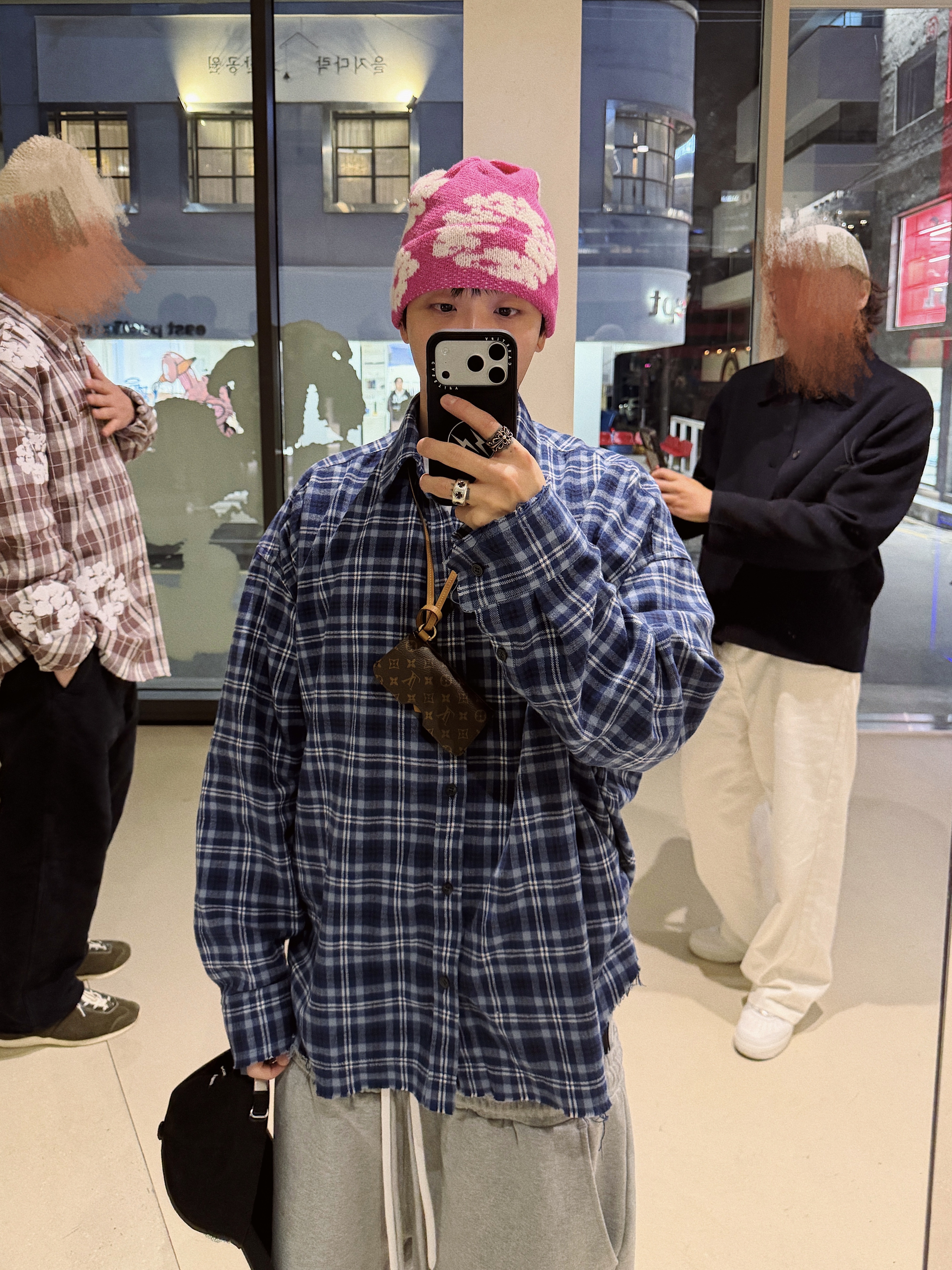 Nonnod Flexible String Check Shirts Classic Blue, Denim Tears The Cotton Wreath Sweatshirt Pink 착용 스타일 - 1