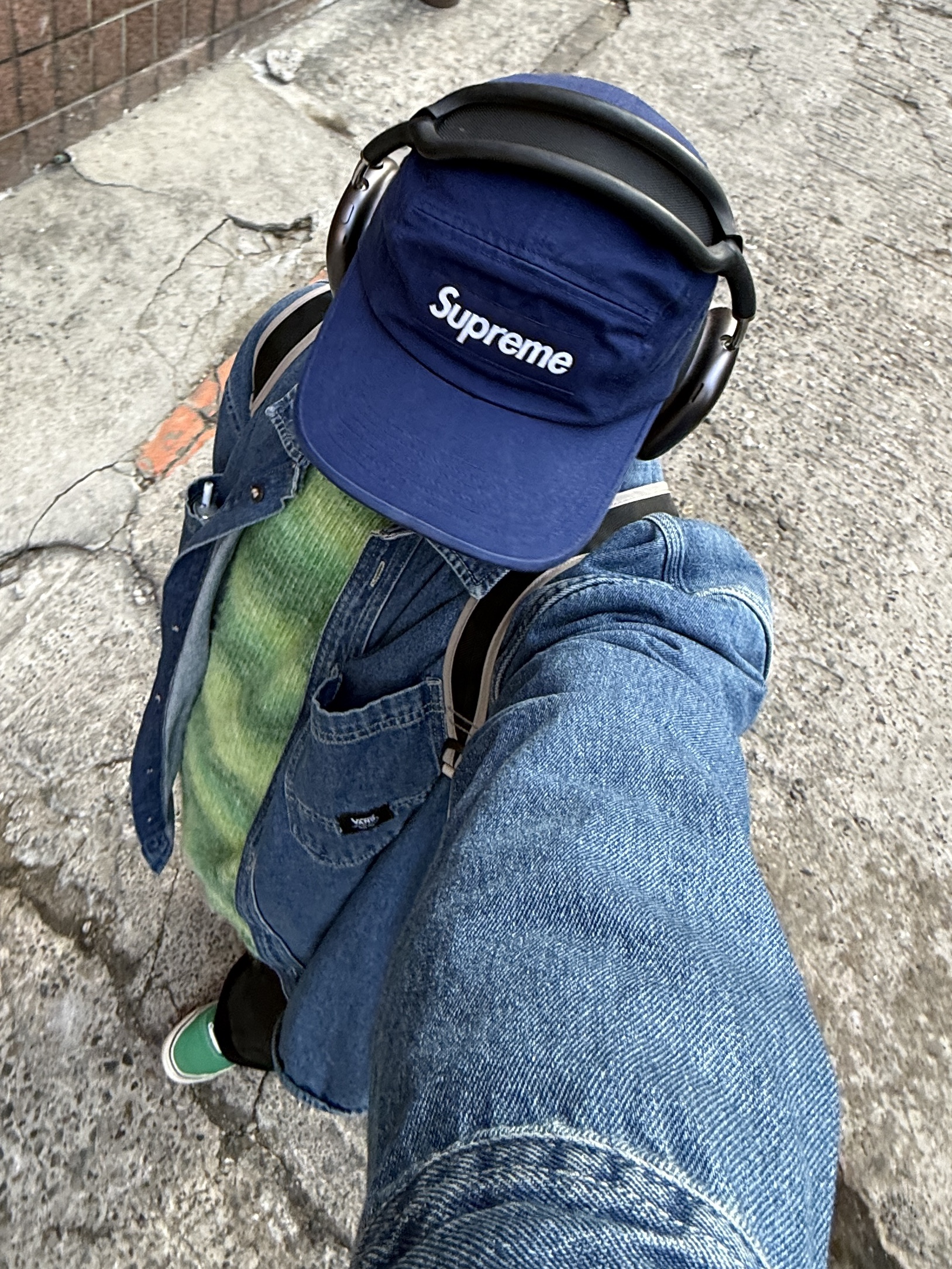 Vans Authentic 44 DX Anaheim Factory Emerald Green, Arc'teryx Heliad 15 Backpack Rune 착용 스타일 - 3