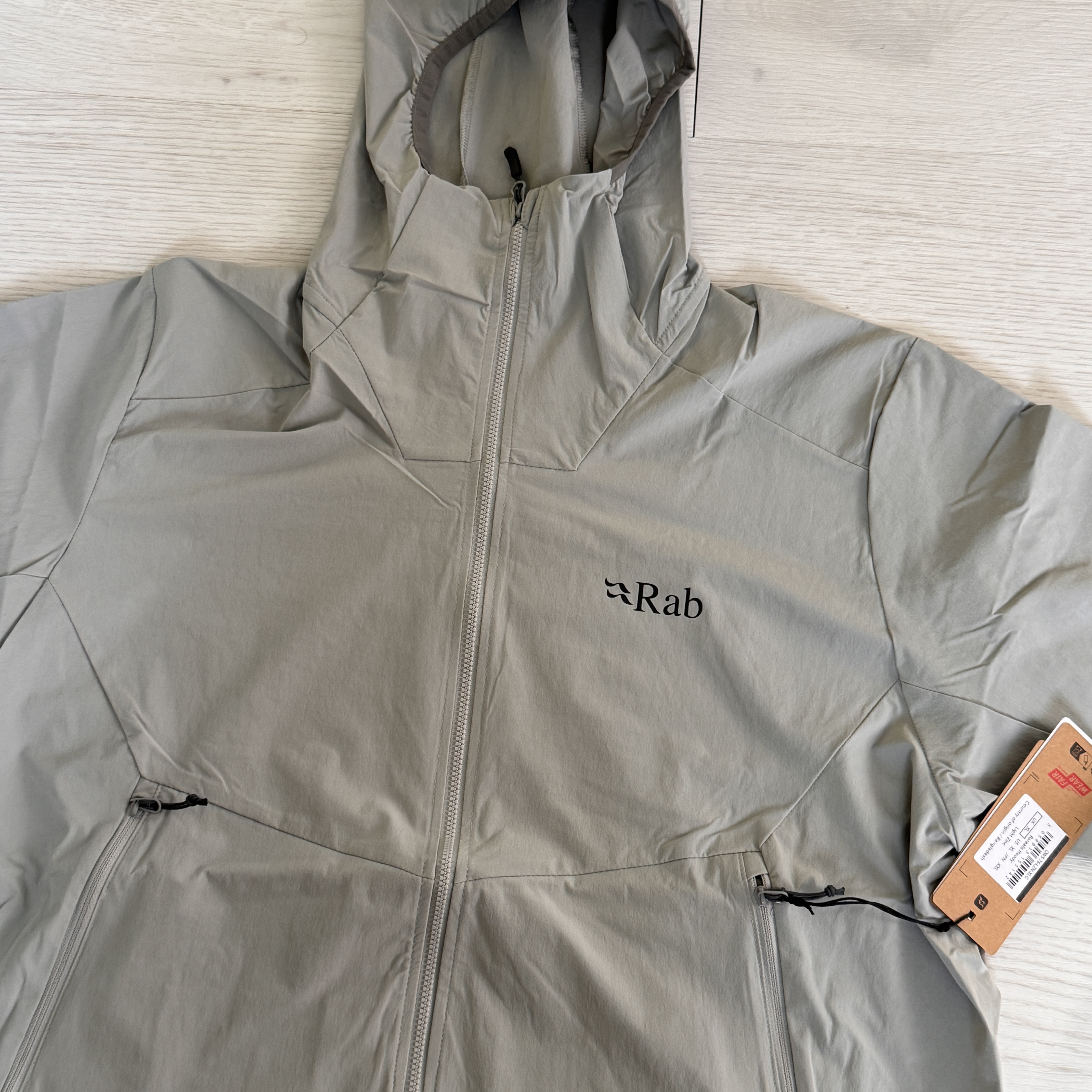 Rab Borealis Hoody Jacket Light Zinc 착용 스타일 - 1