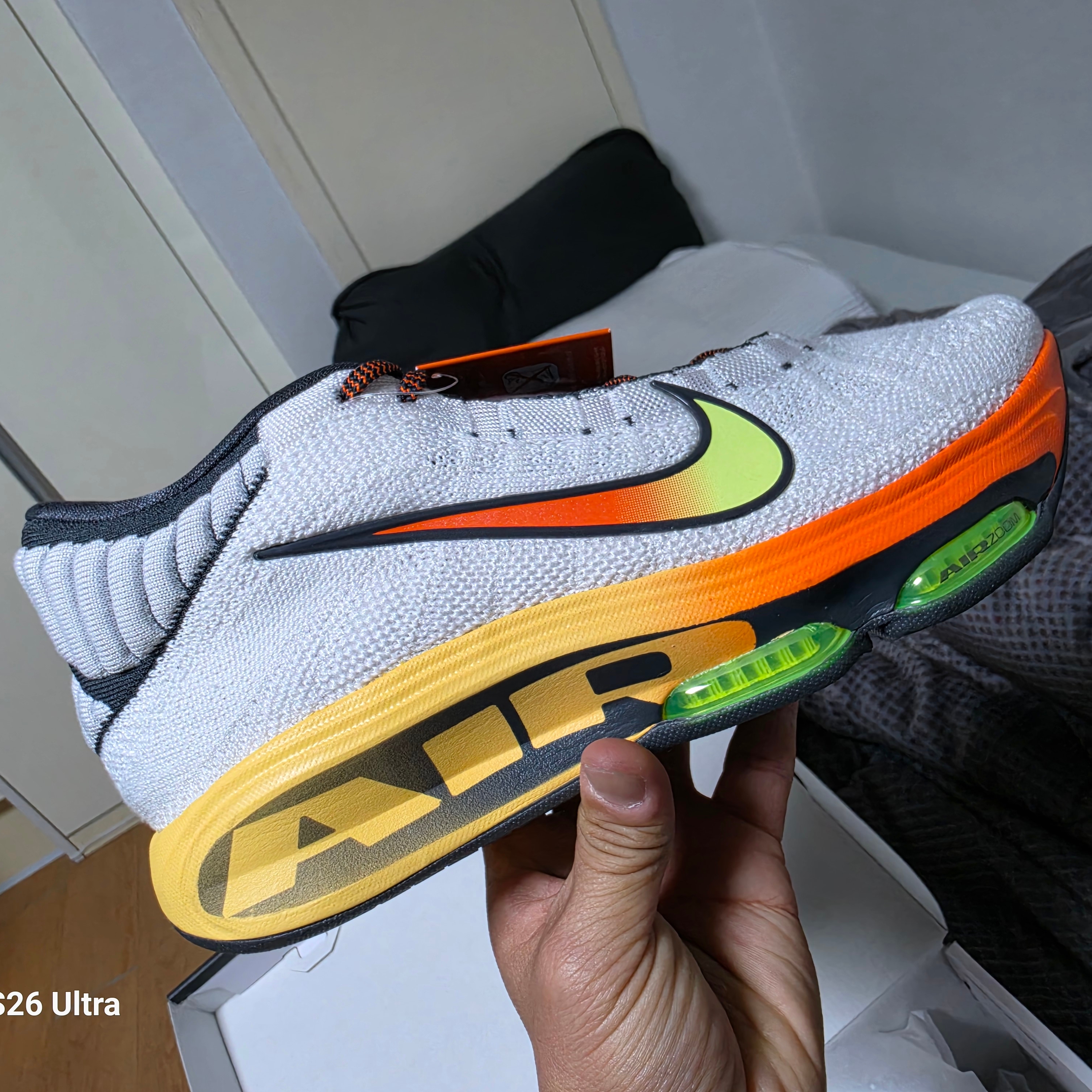 Nike Air Zoom G.T. Hustle 3 EP White Safety Orange 착용 스타일 - 1