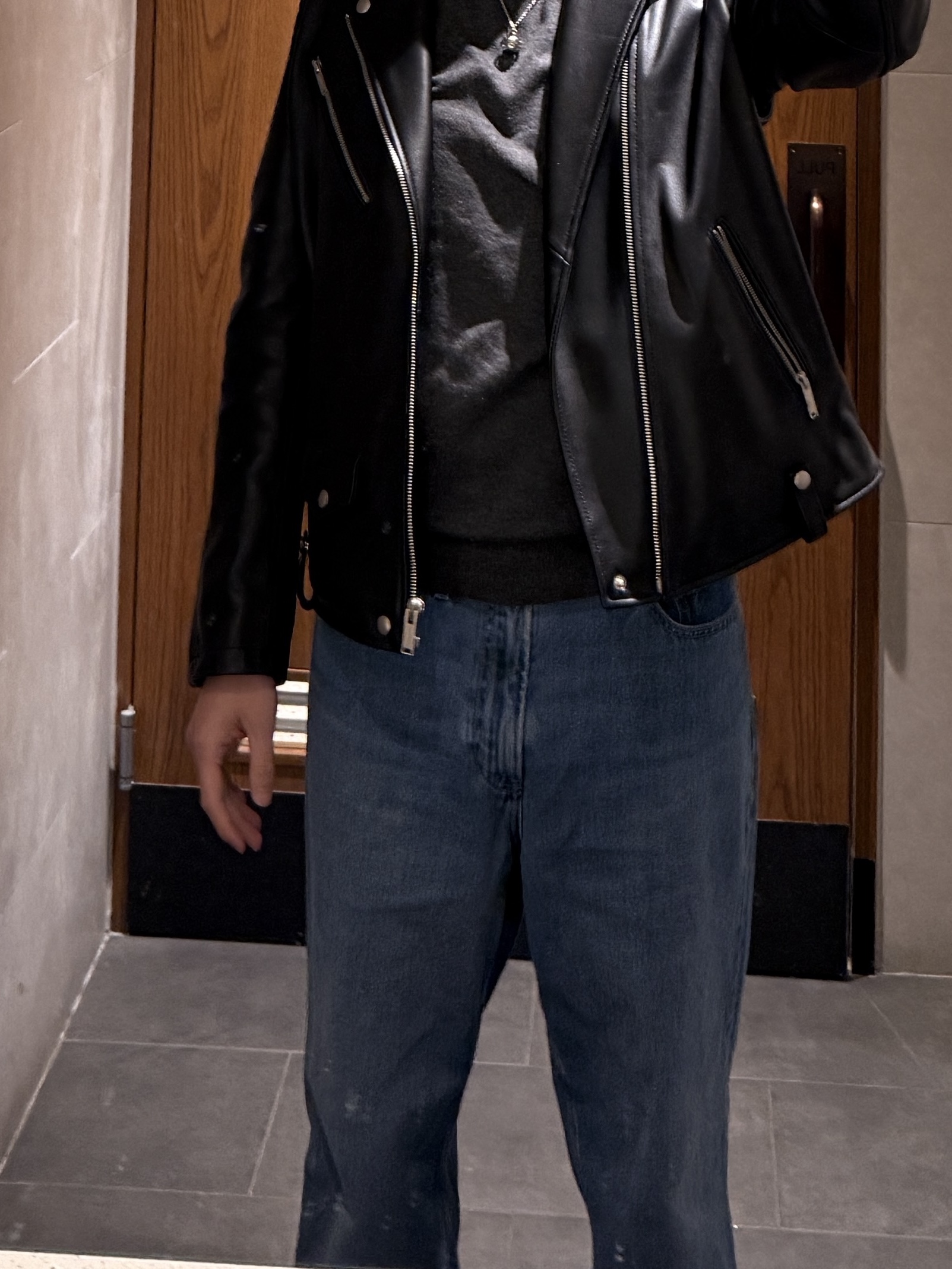 Uniqlo x JW Anderson Straight Jean Blue - KR 착용 스타일