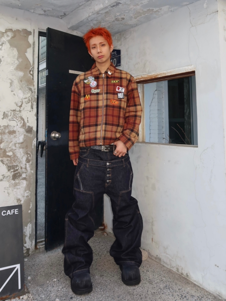 ROARINGRAD Double Obi Zip Denim Pants Indigo 착용 스타일