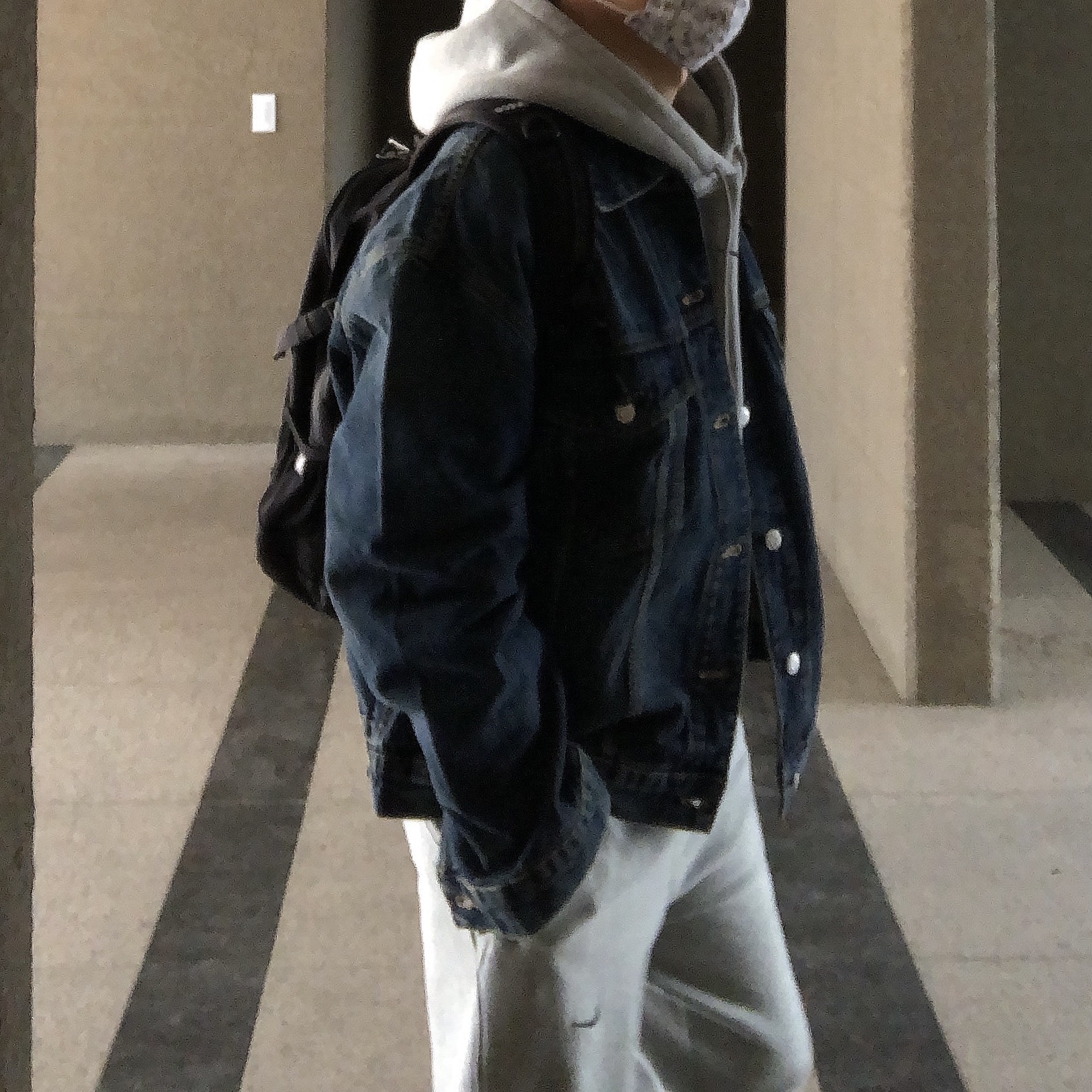 The North Face Mini Shot Black 착용 스타일 - 3