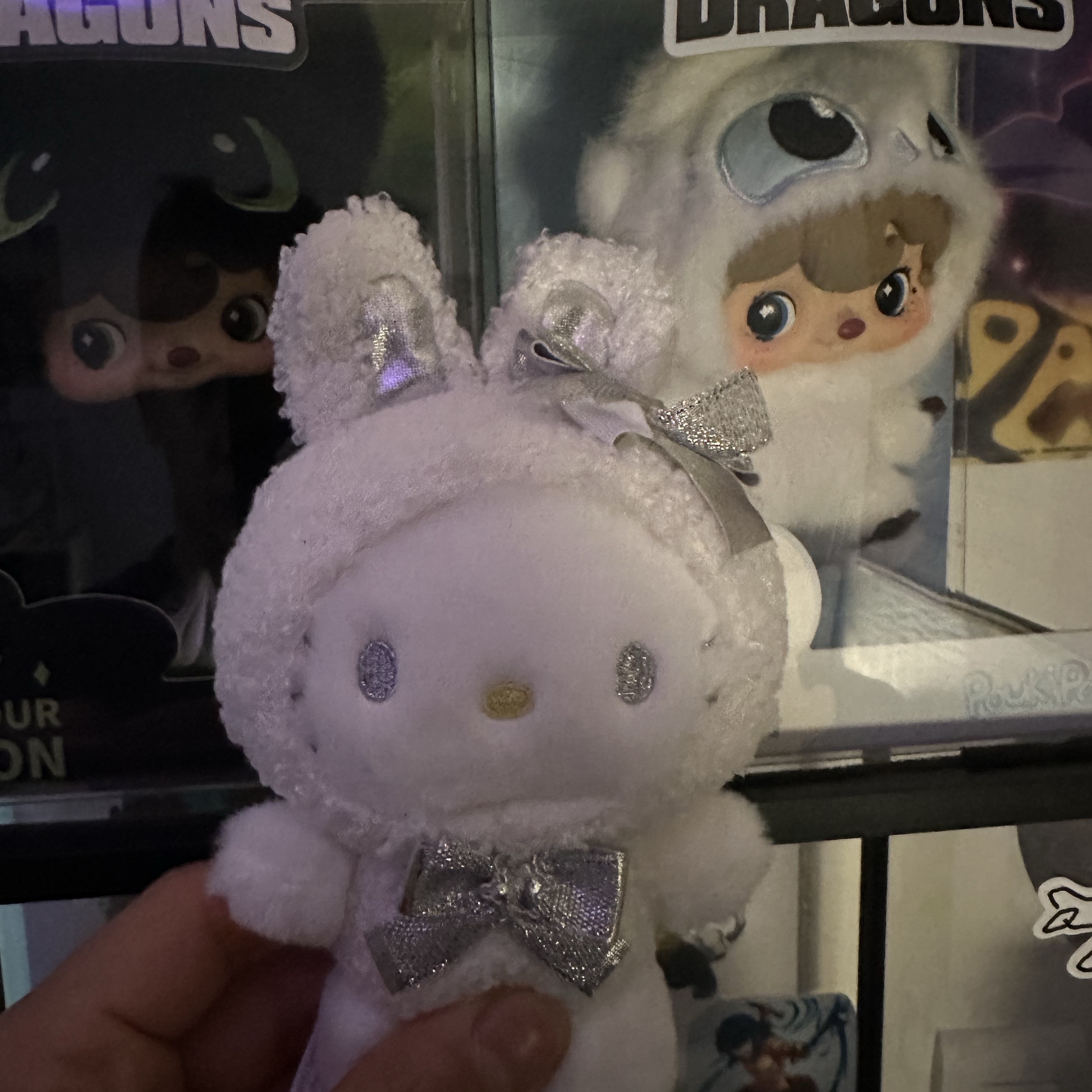Sanrio Hello Kitty Snow Rabbit Mascot Holder 착용 스타일 - 2