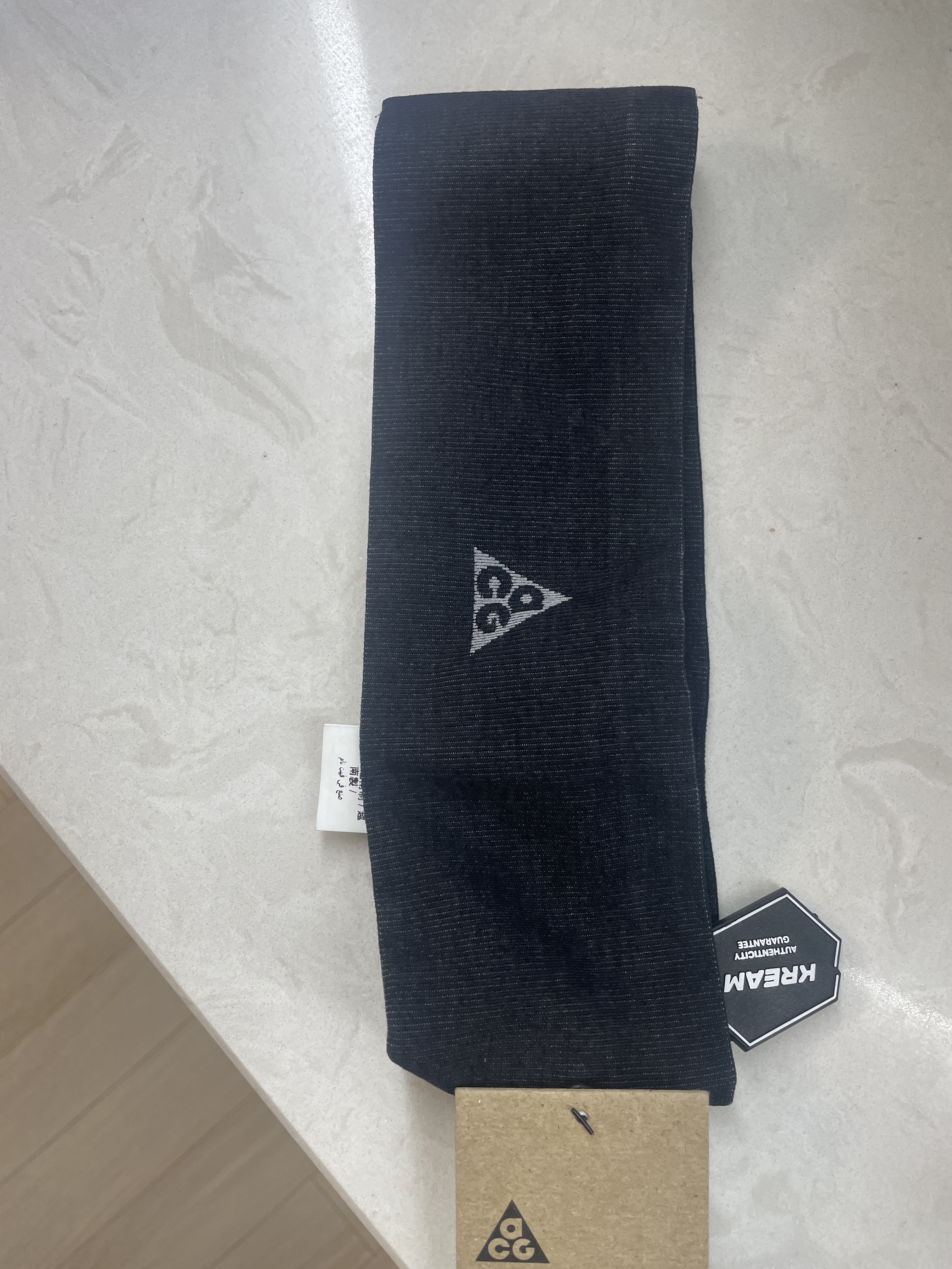 Nike ACG Dri-Fit UV Lightweight Headband Black 착용 스타일