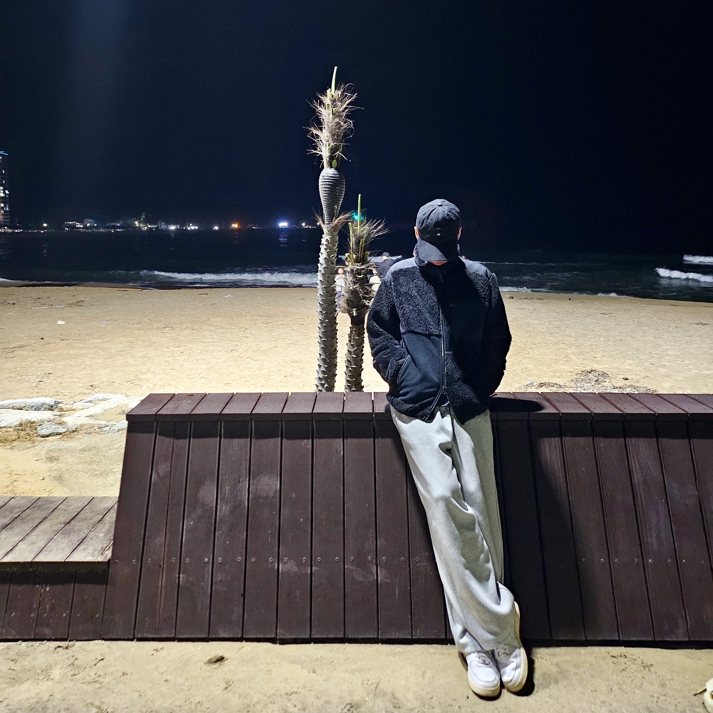 Nike Air Force 1 '07 Low White, Uniqlo C Sweat Wide Pants Gray - KR 착용 스타일