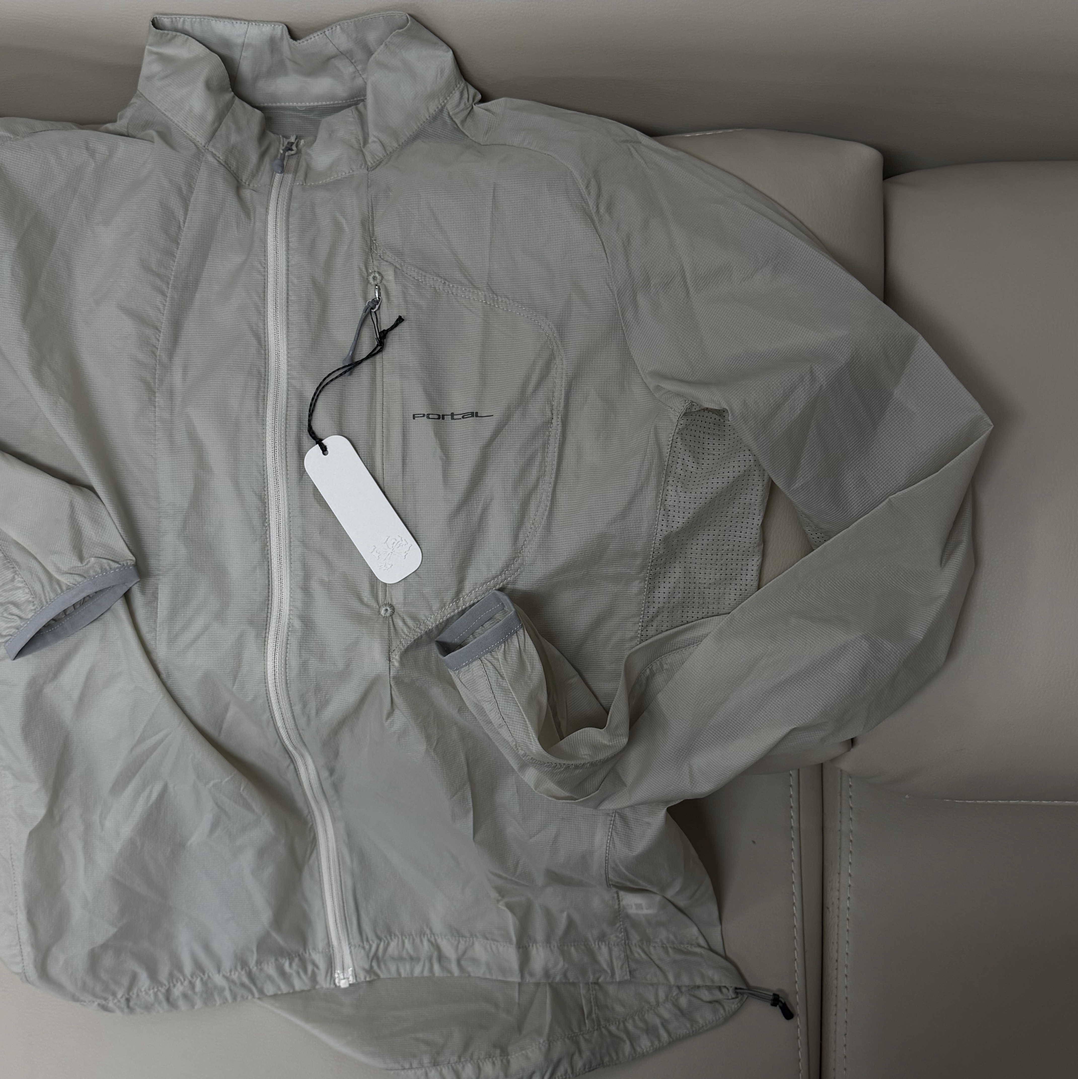 Portal Code Wind Jacket Peyote 착용 스타일