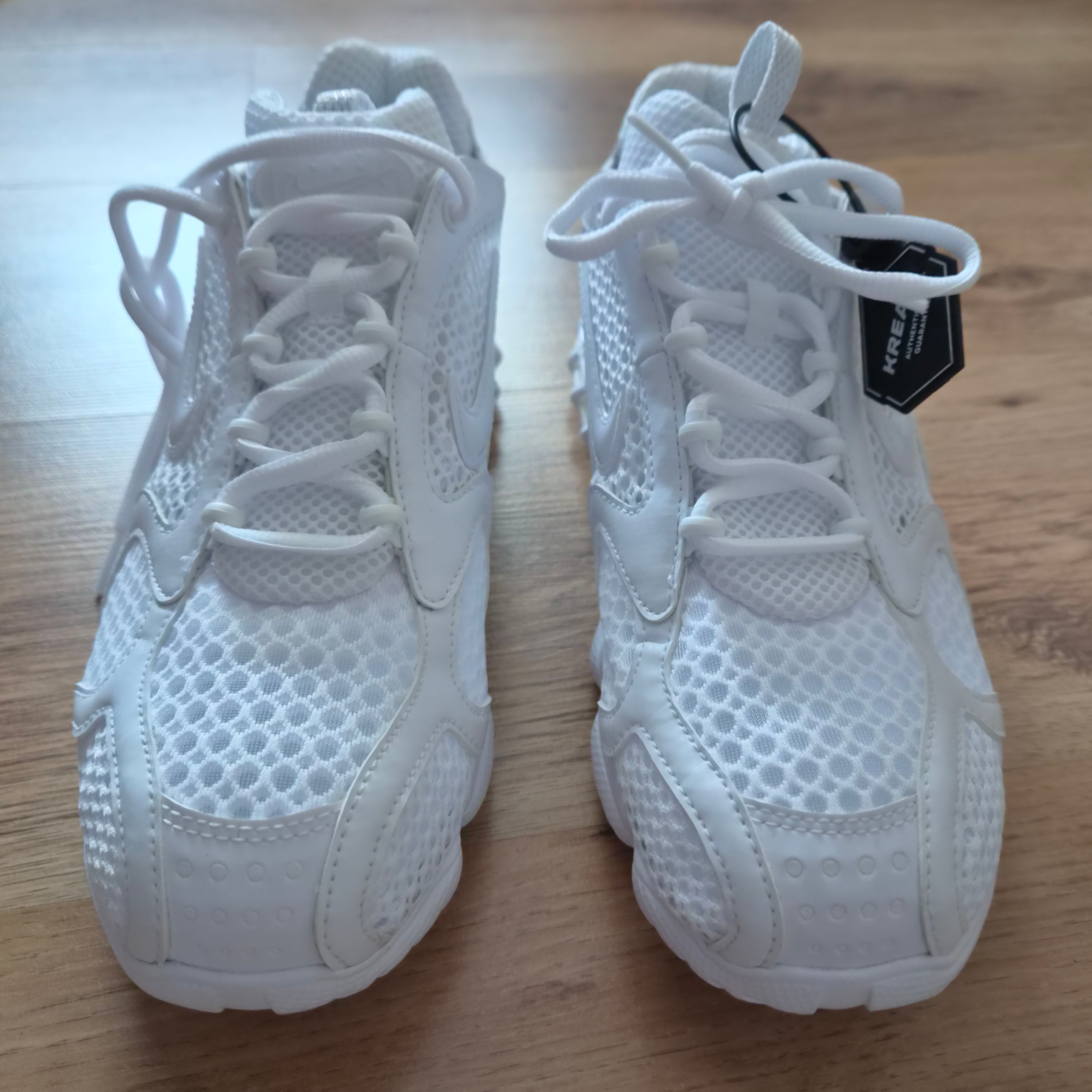 Nike Air Zoom Spiridon Cage 2 Triple White 착용 스타일 - 1