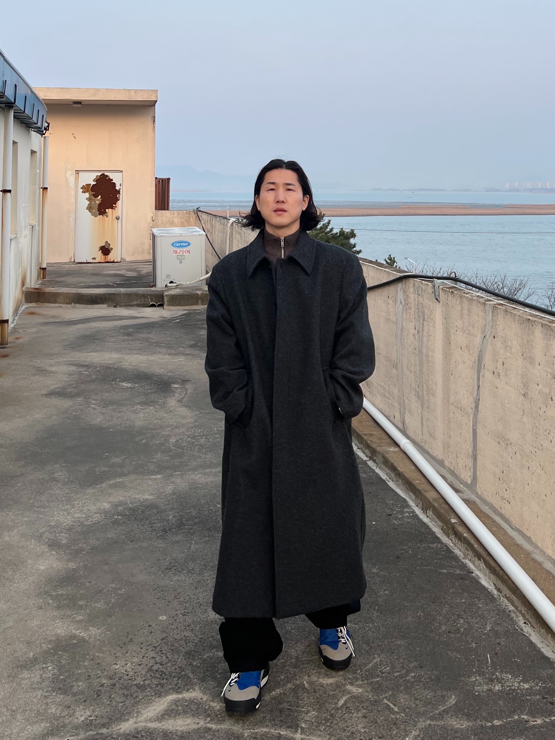 Nike x Sacai Magmascape SP Varsity Royal, Jieda Western Belt Black 착용 스타일 - 4
