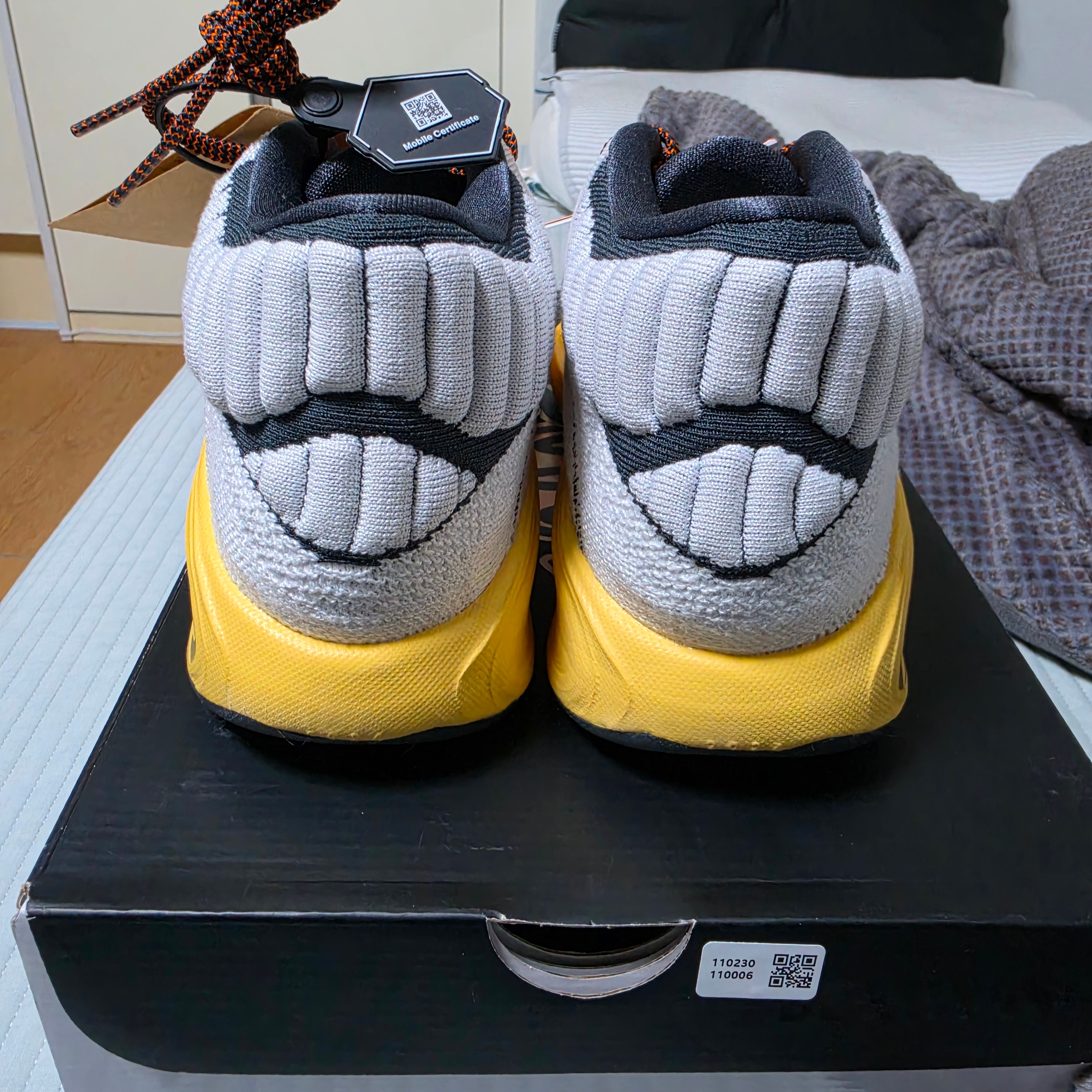 Nike Air Zoom G.T. Hustle 3 EP White Safety Orange 착용 스타일 - 3