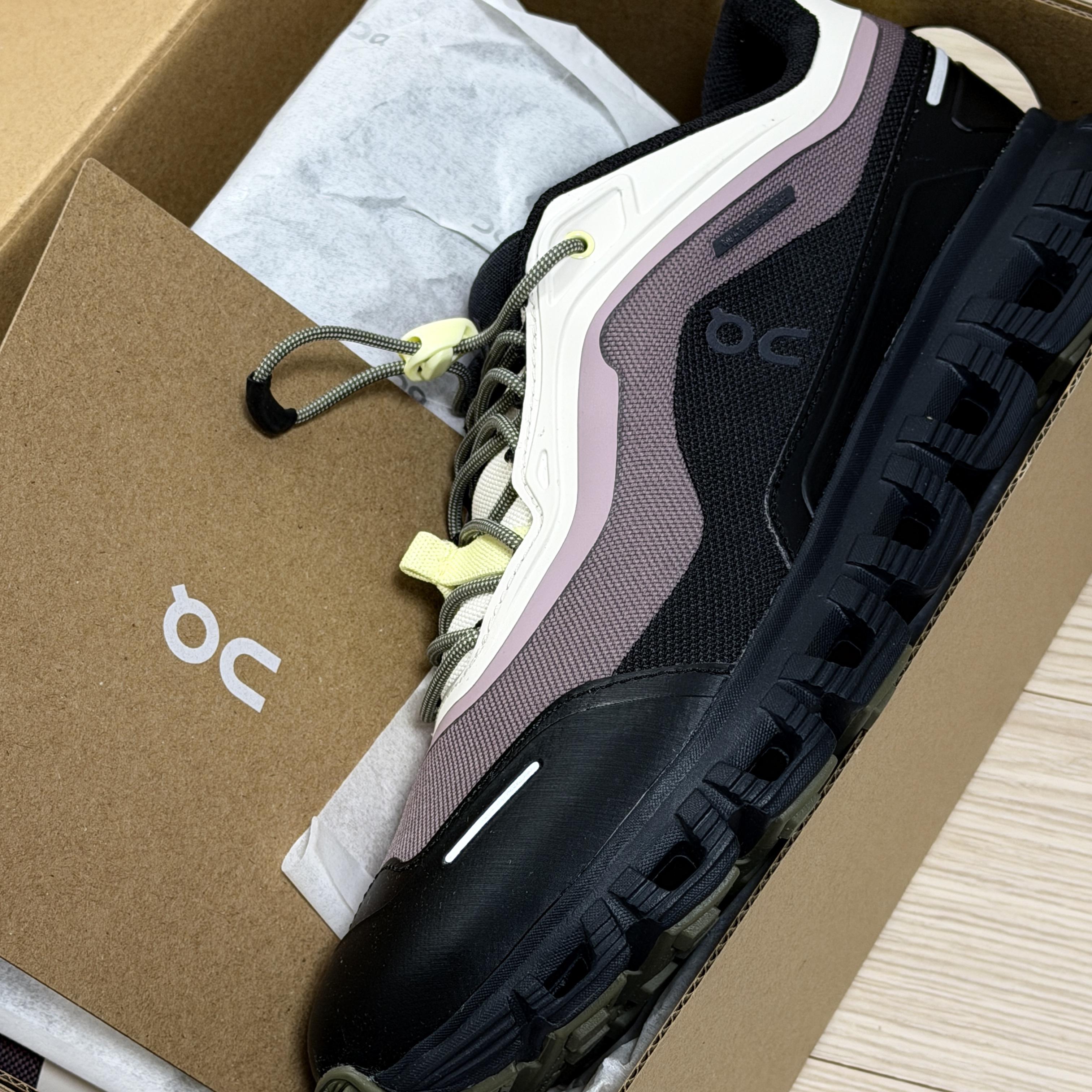(W) On Running Cloud 6 Geo Waterproof Dew Gobi 착용 스타일