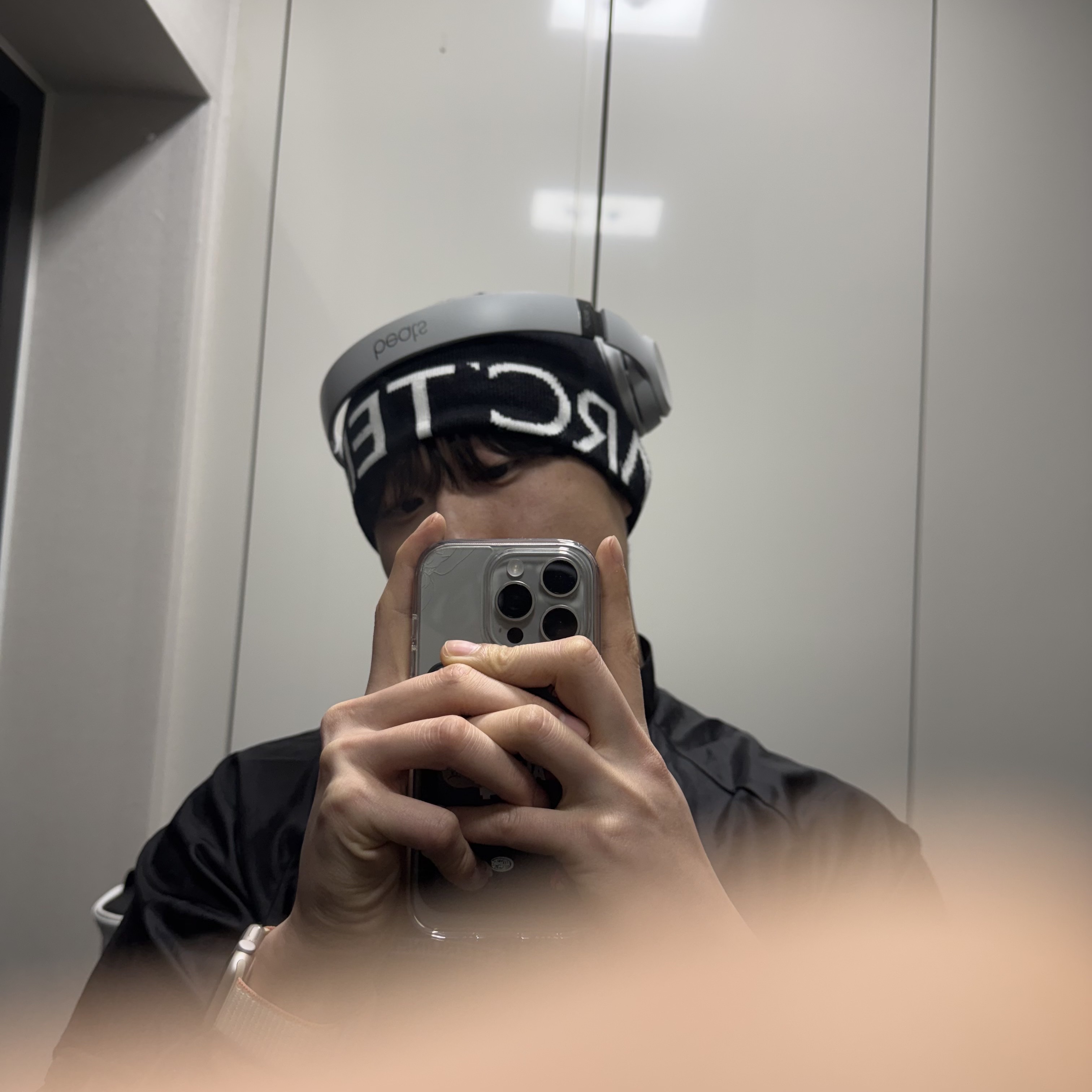 Arc'teryx Word Head Toque Orca 착용 스타일