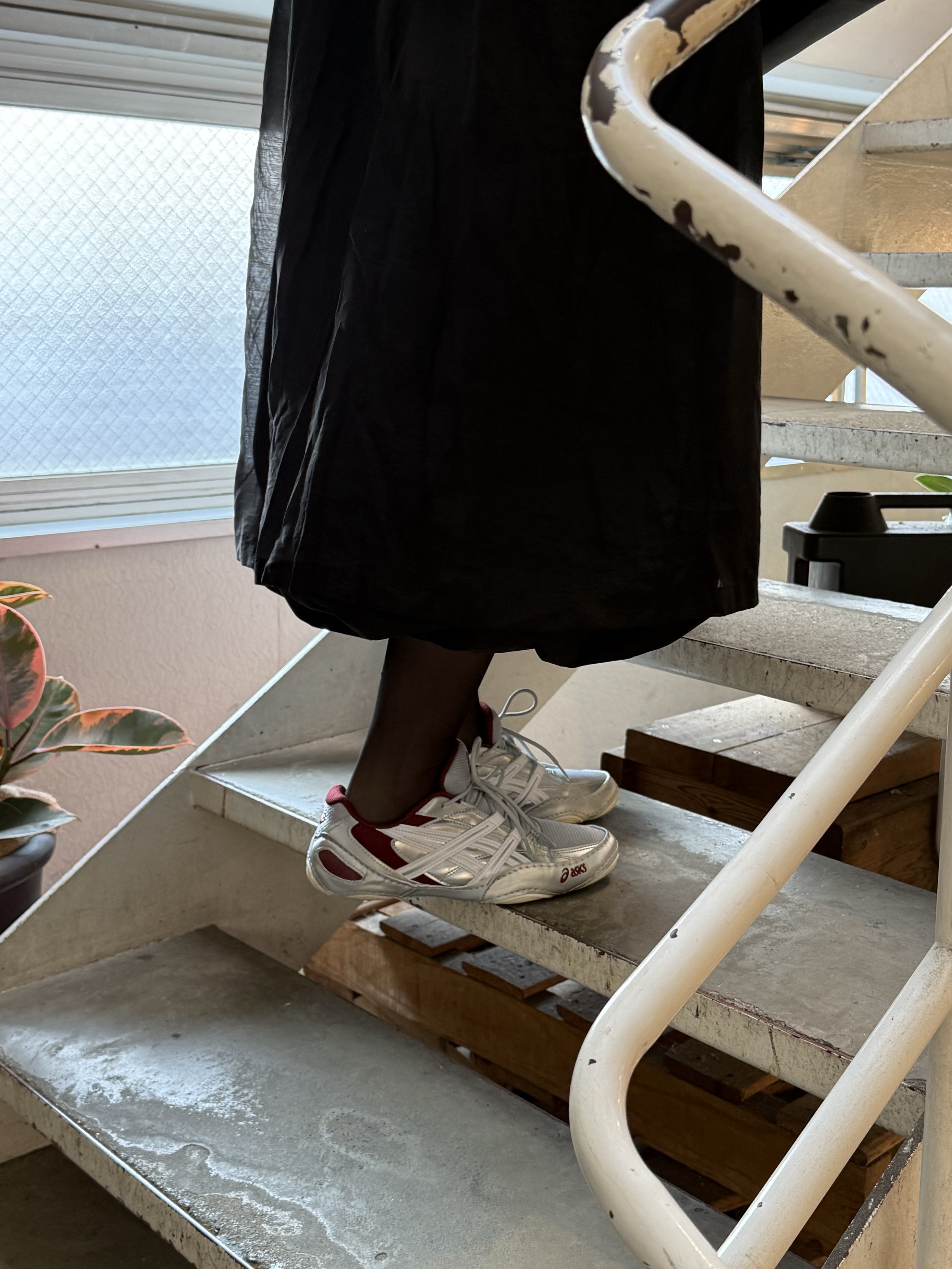 Asics Hypersync Piedmont Grey Pure Silver 착용 스타일 - 3