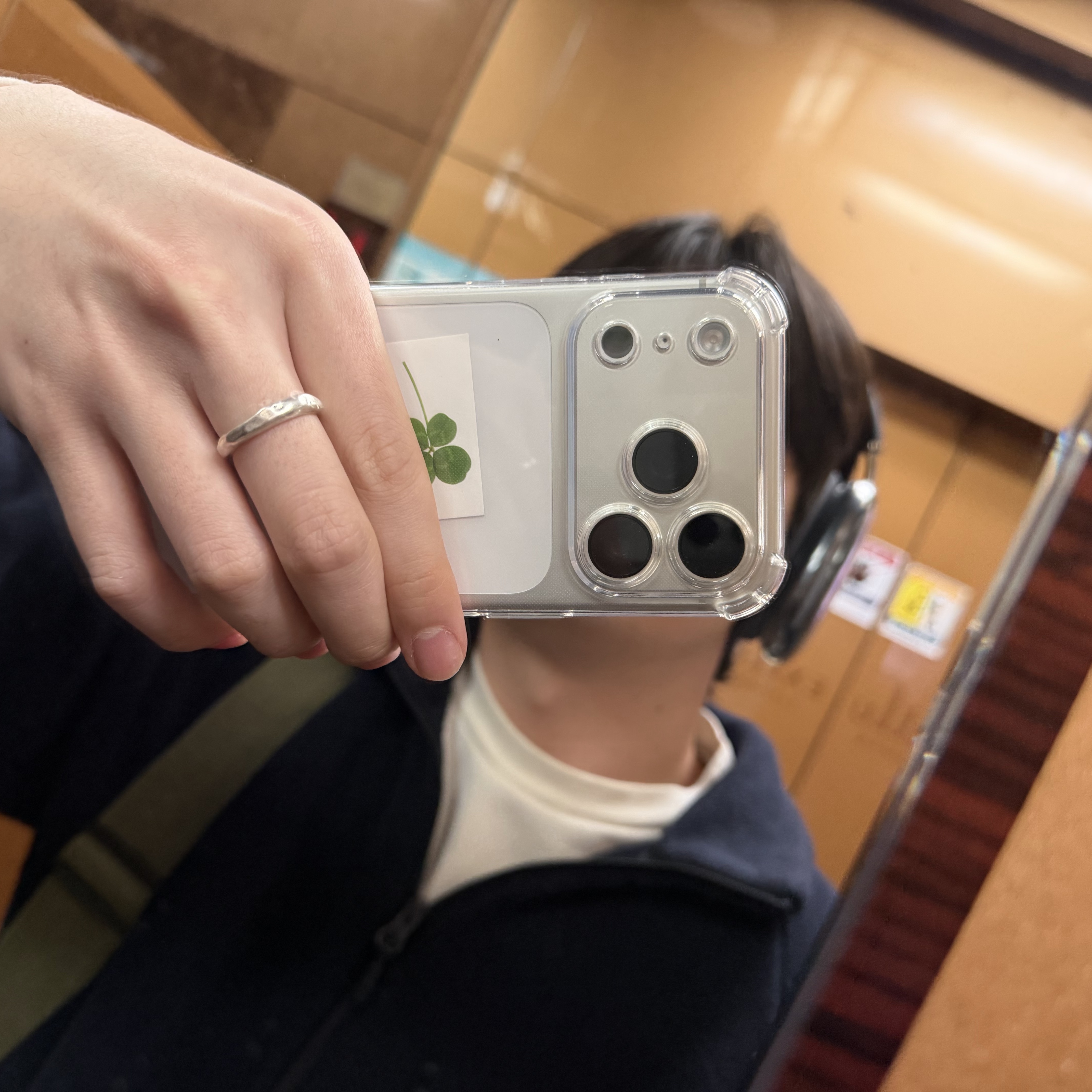 Millo Archive Rough Atypical Ring Silver 착용 스타일