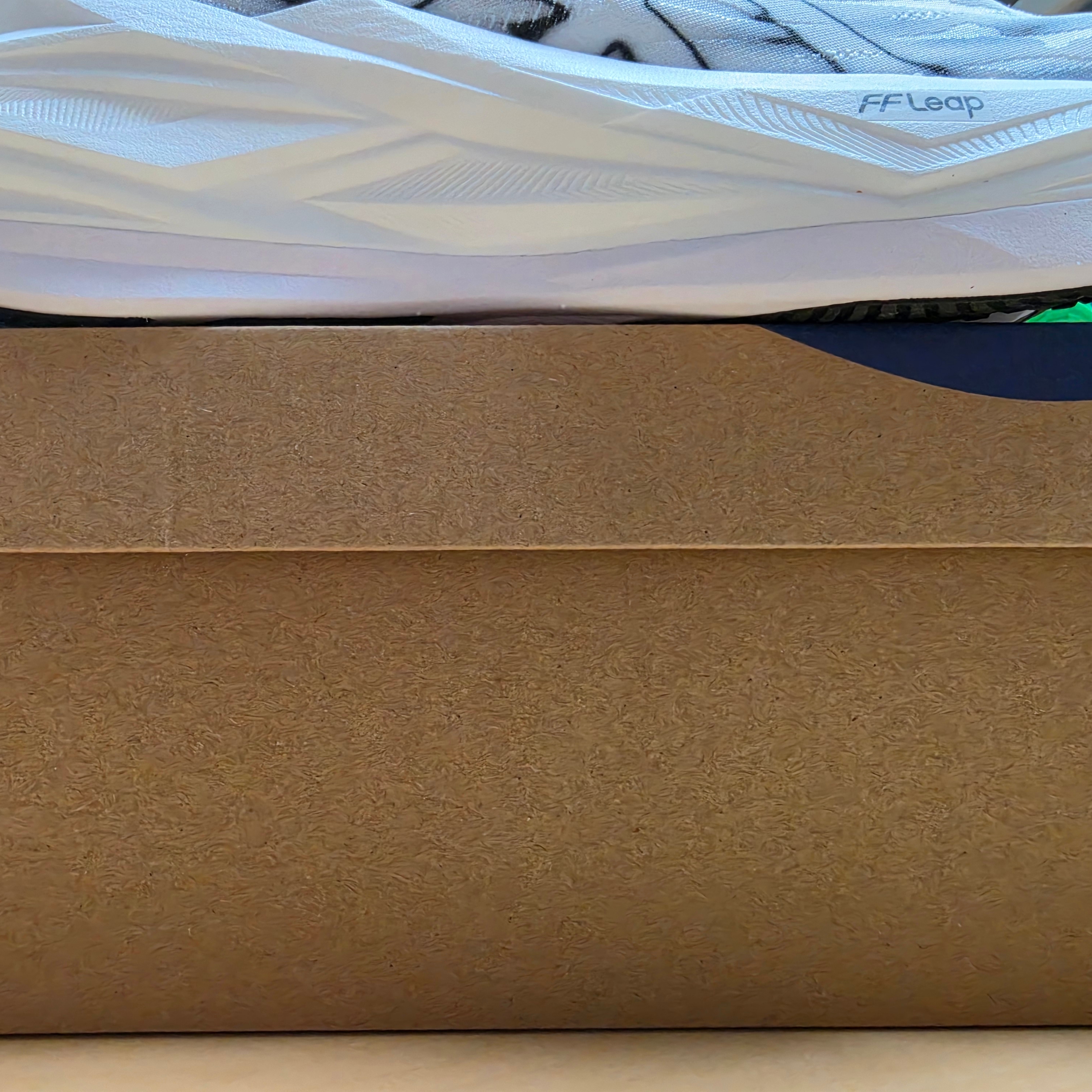 Asics Superblast 3 White Black 착용 스타일 - 9