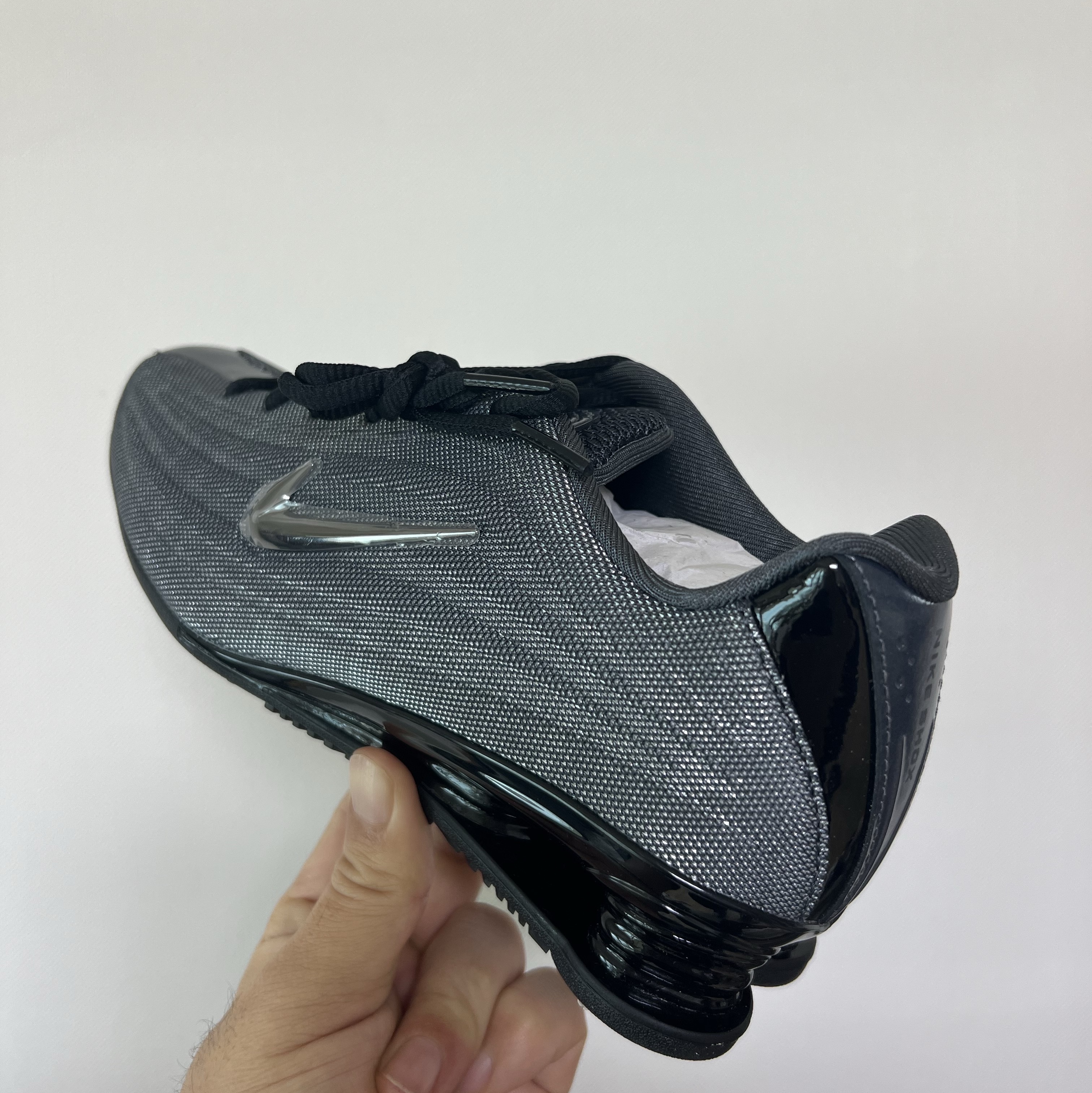 (W) Nike x Naked Shox Z Metallic Hematite Black 착용 스타일 - 2