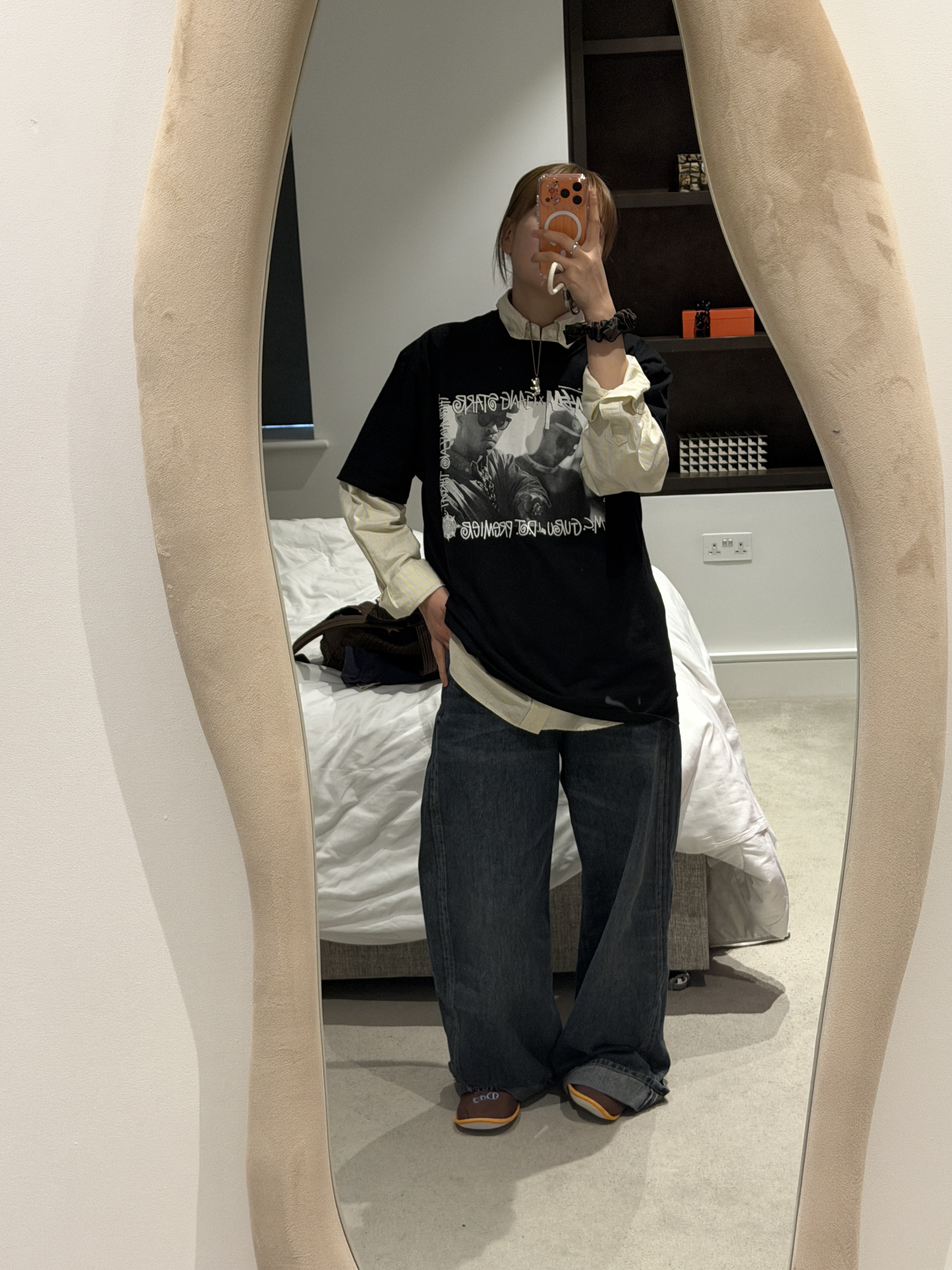 Human Made Striped BD Shirt Yellow, Stussy x Gang Starr Take It Personal T-Shirt Black 착용 스타일 - 1