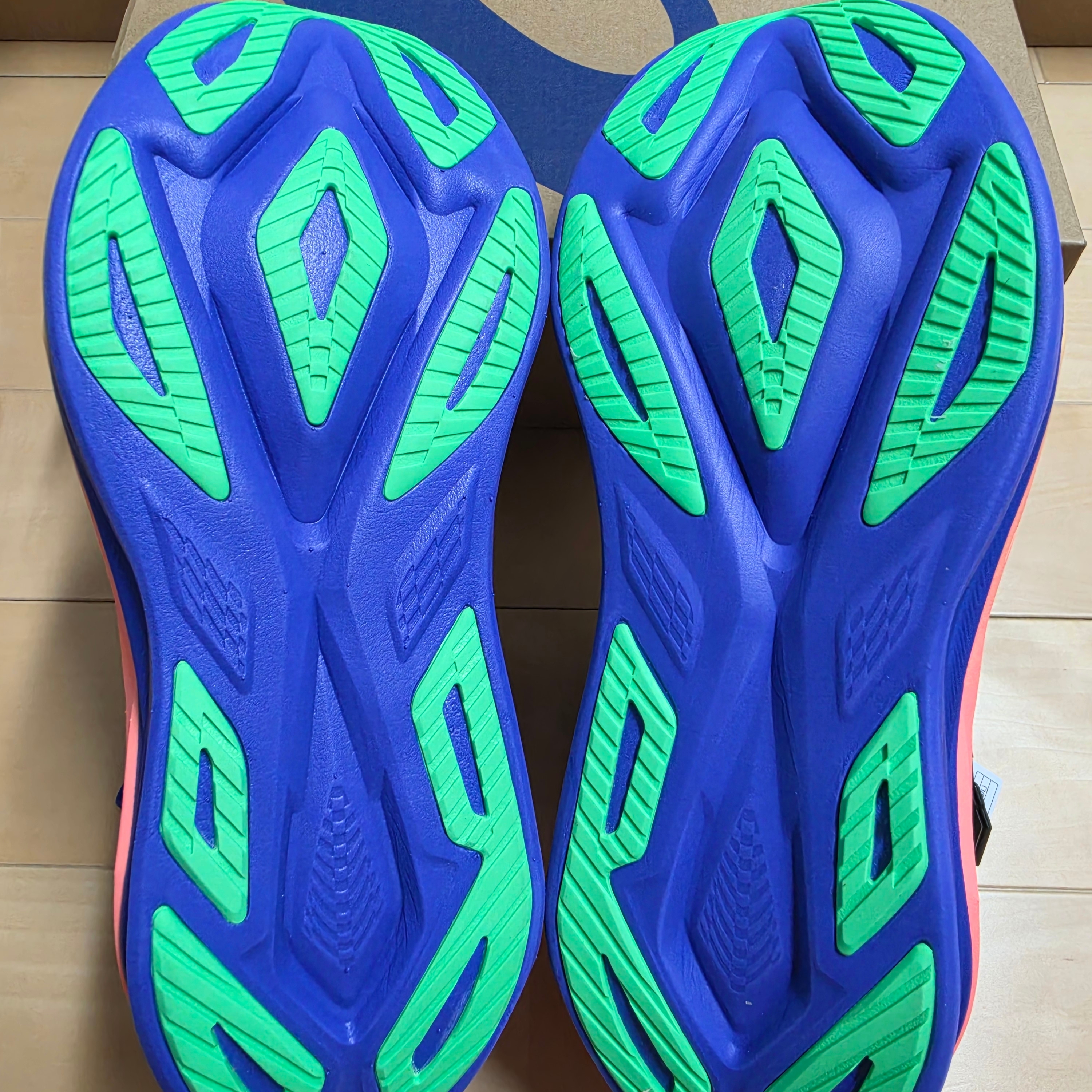 Asics Superblast 3 Cobalt Burst Light Orange 착용 스타일 - 6