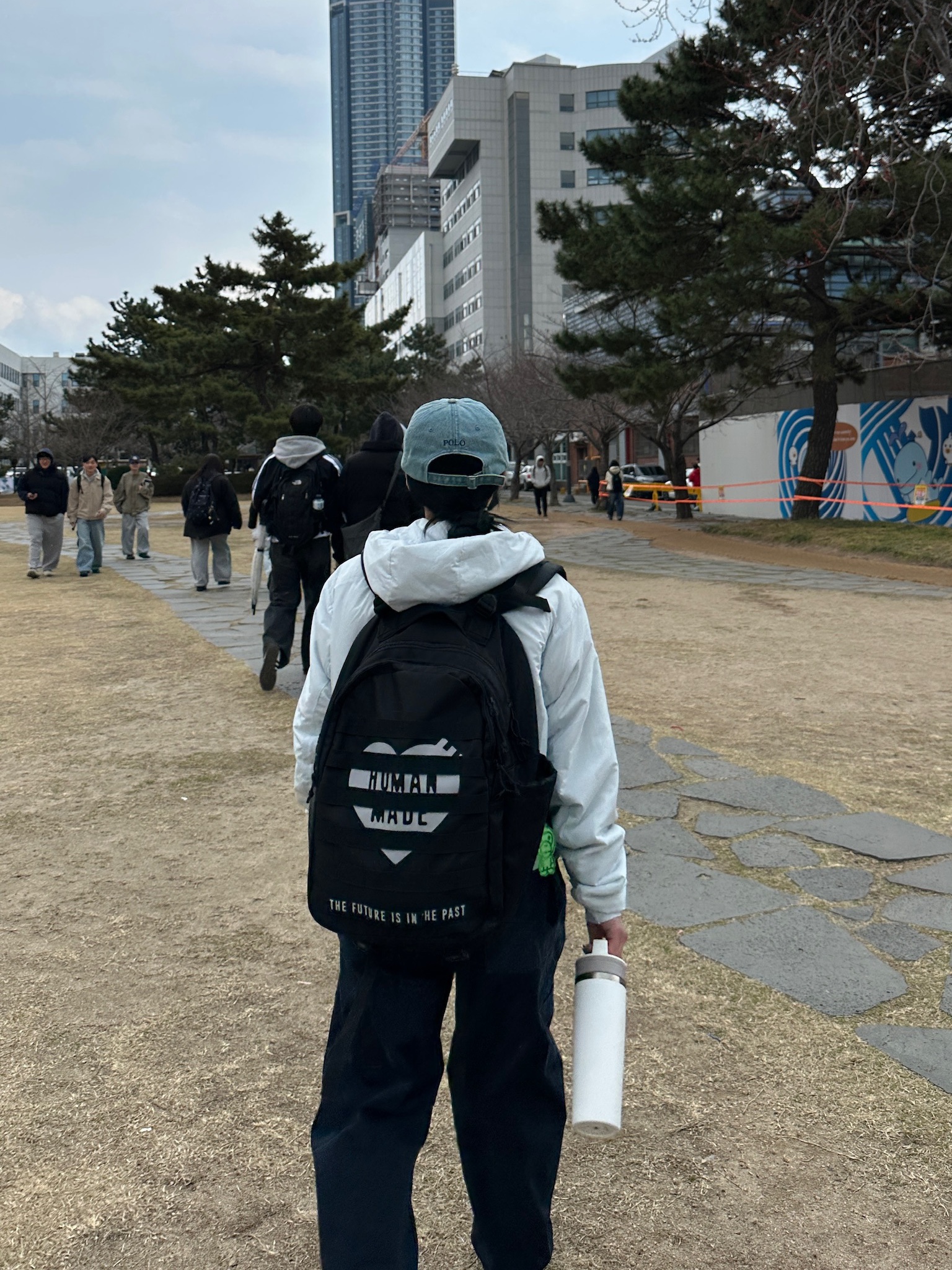 Human Made Military Backpack Black, Arc'teryx Atom Hoody Daybreak 착용 스타일 - 1