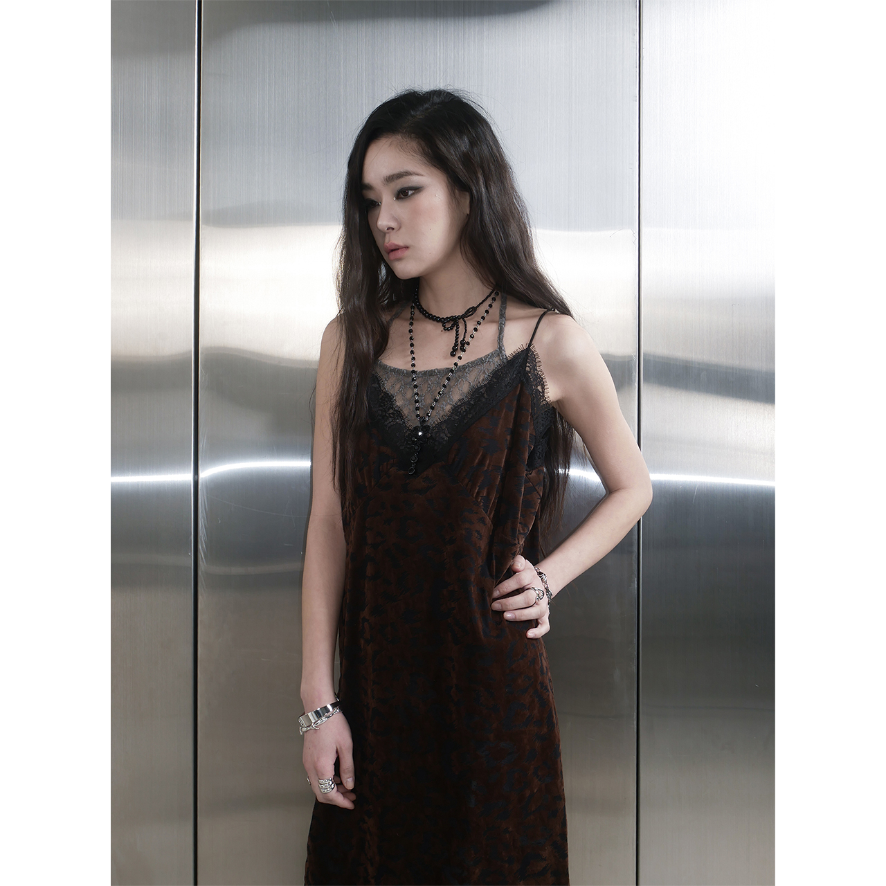 스틸레써디 레오파드 슬립 드레스 브라운(Still Lethardy Leopard Slip Dress Brown) - 4