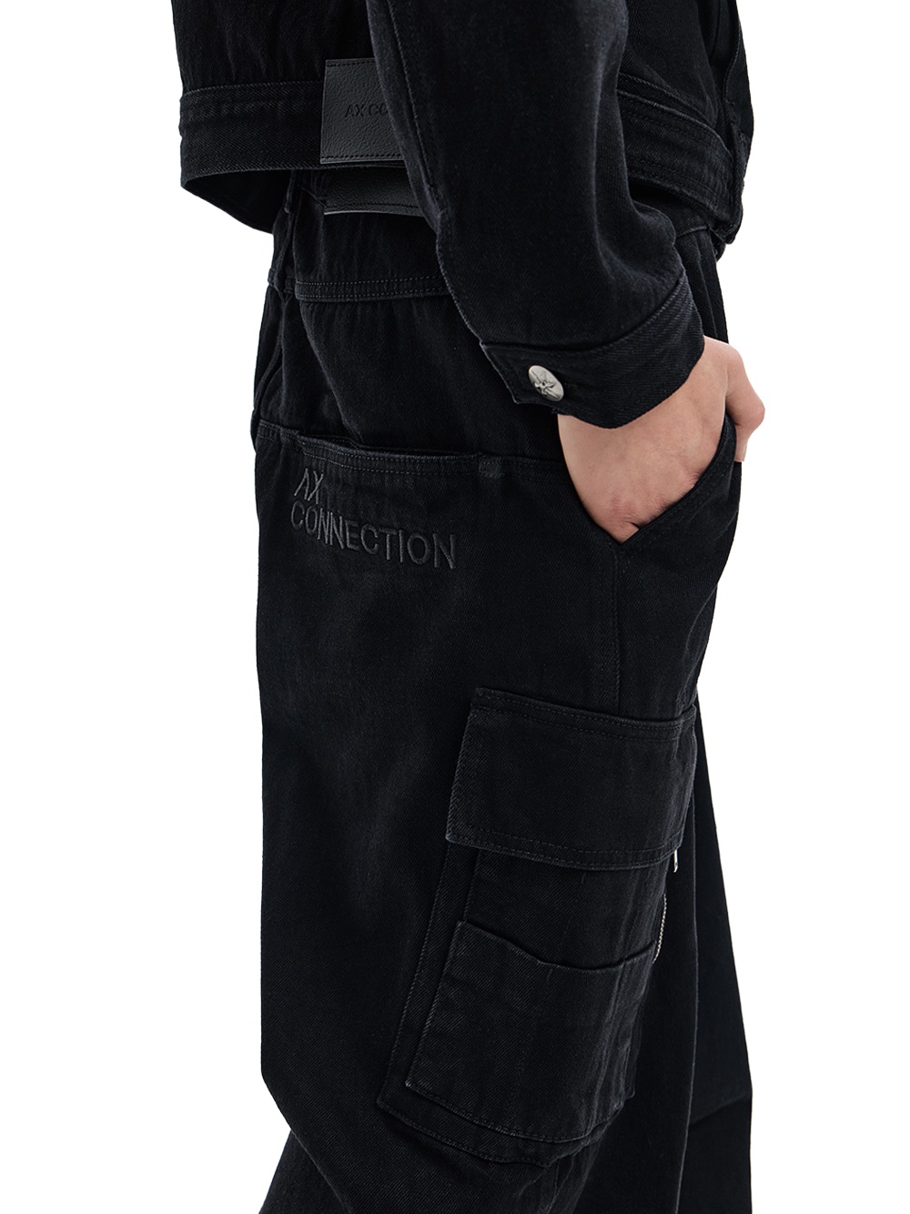 AX CONNECTION Tactical Cargo Washed Wide Denim Pants 착용 스타일 - 5