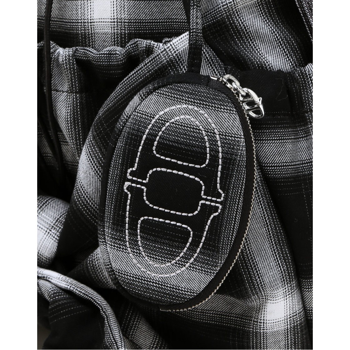 아떼 바네사브루노 액세사리 루반 블랙 체크 리본 백팩 겸 숄더백 S 블랙(Athe Vanessabruno Acc Ruban Black Check Ribbon Backpack & Shoulder Bag S Black) - 6