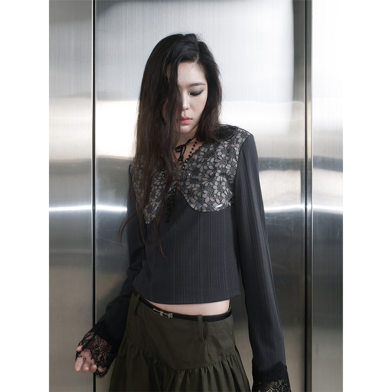 스틸레써디 로코코 리브드 탑 그레이(Still Lethardy Rococo Ribbed Top Grey) - 5