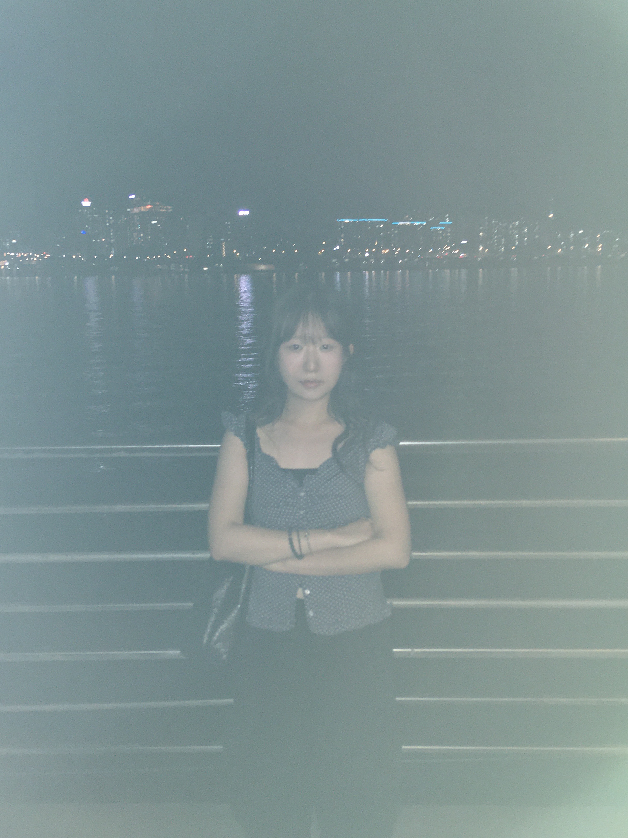 (W) Honsby Darling Harbour Black 착용 스타일 - 2