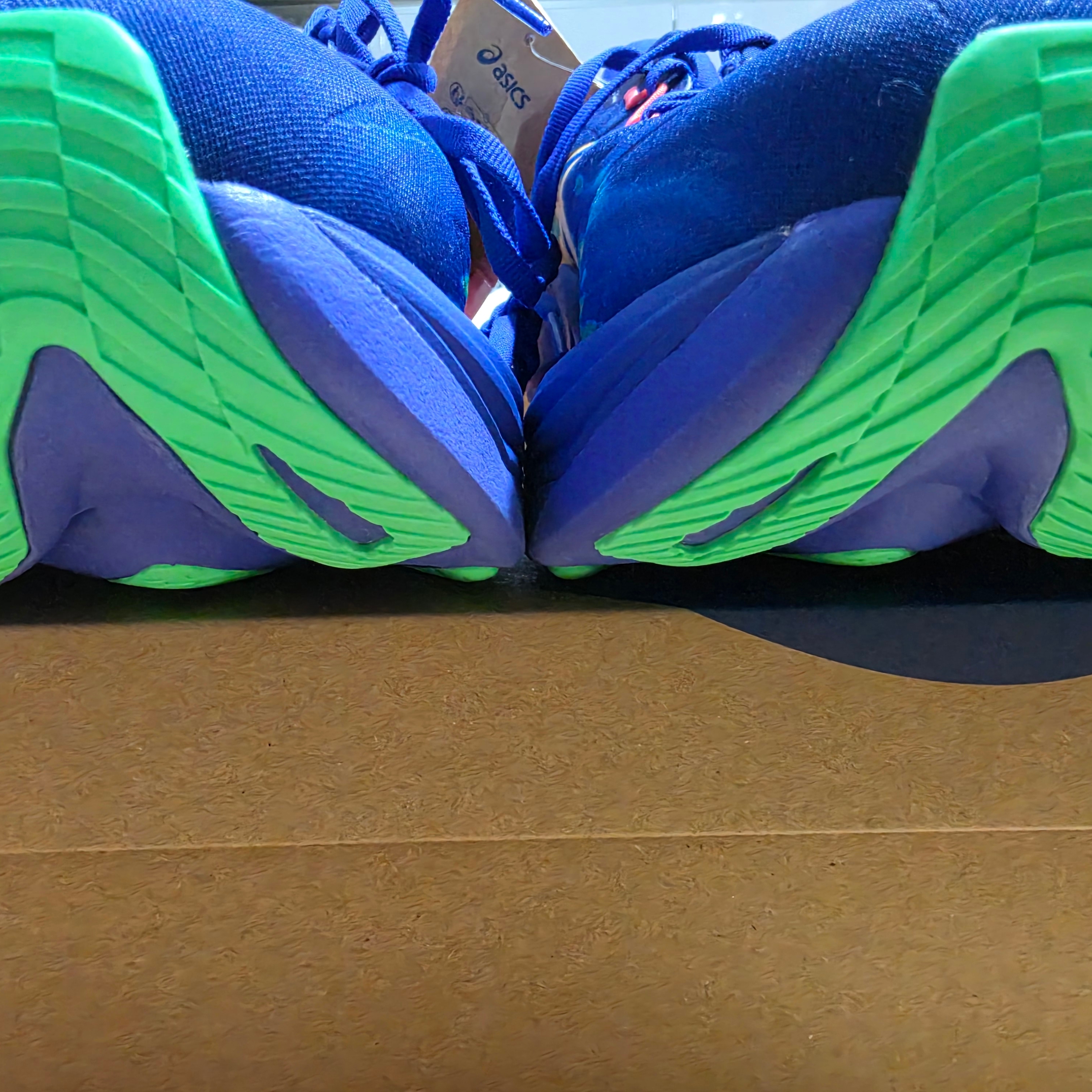 Asics Superblast 3 Cobalt Burst Light Orange 착용 스타일 - 7