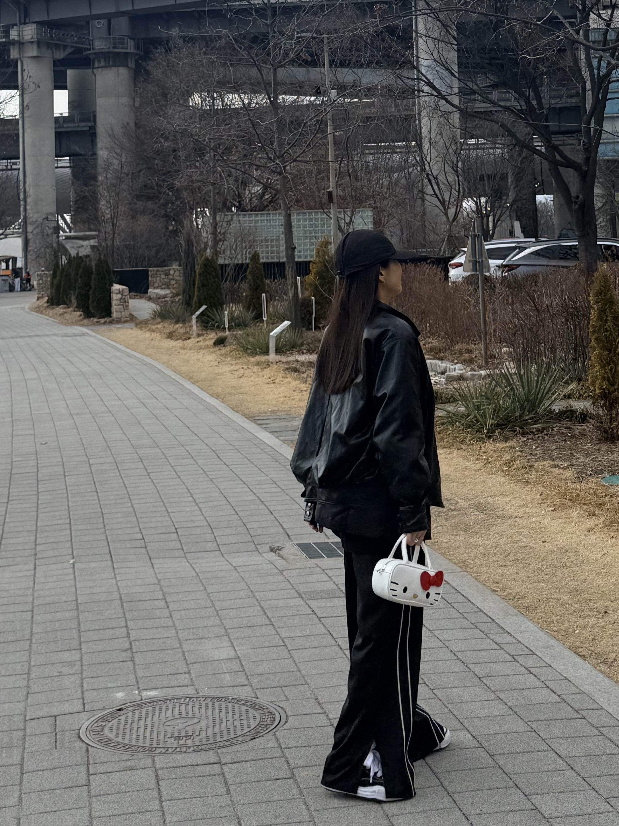 Supreme x Marithe Francois Girbaud Sport Camp Cap Black - 25SS, CDG x Alpha Industries Liner Jacket Black 착용 스타일 - 3