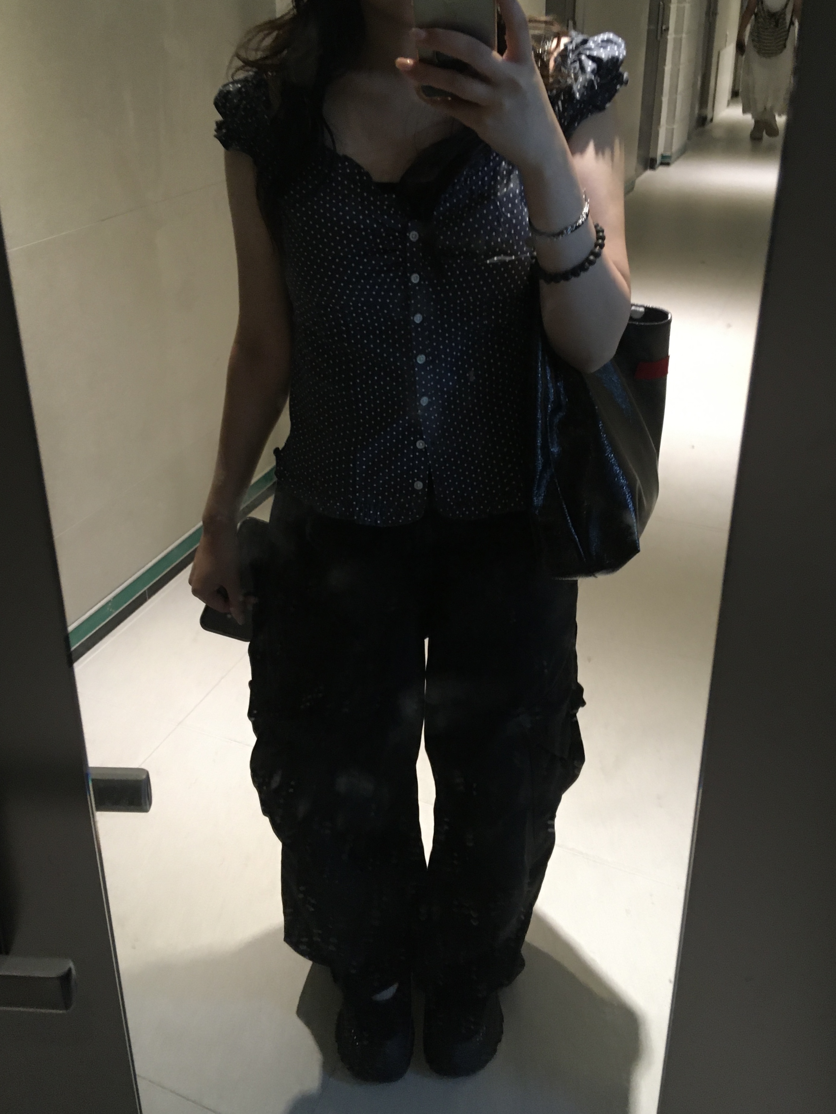 (W) Honsby Darling Harbour Black 착용 스타일 - 3