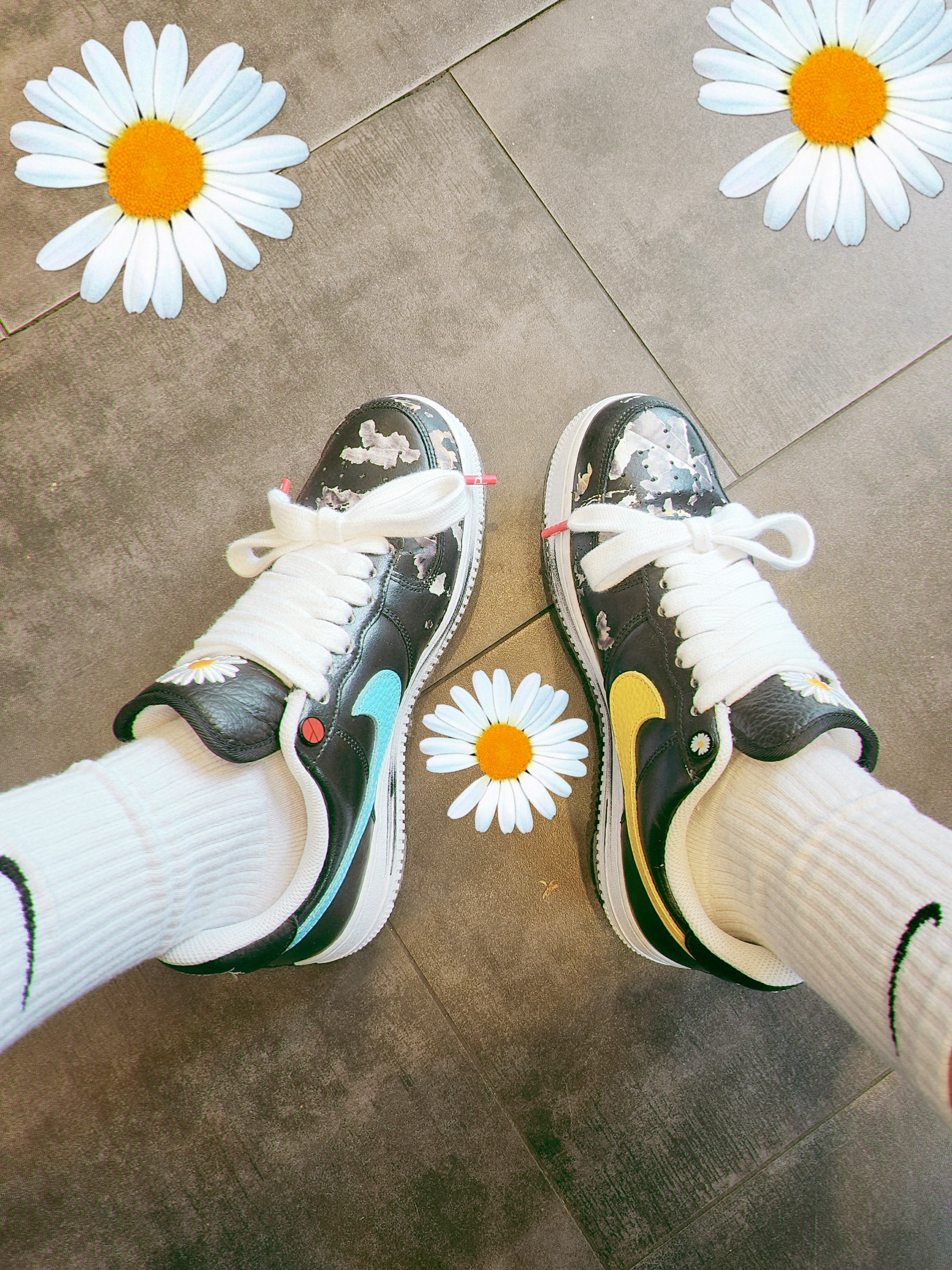 Nike x Peaceminusone Air Force 1 Low Para-Noise 3.0 Black and Multicolor 착용 스타일