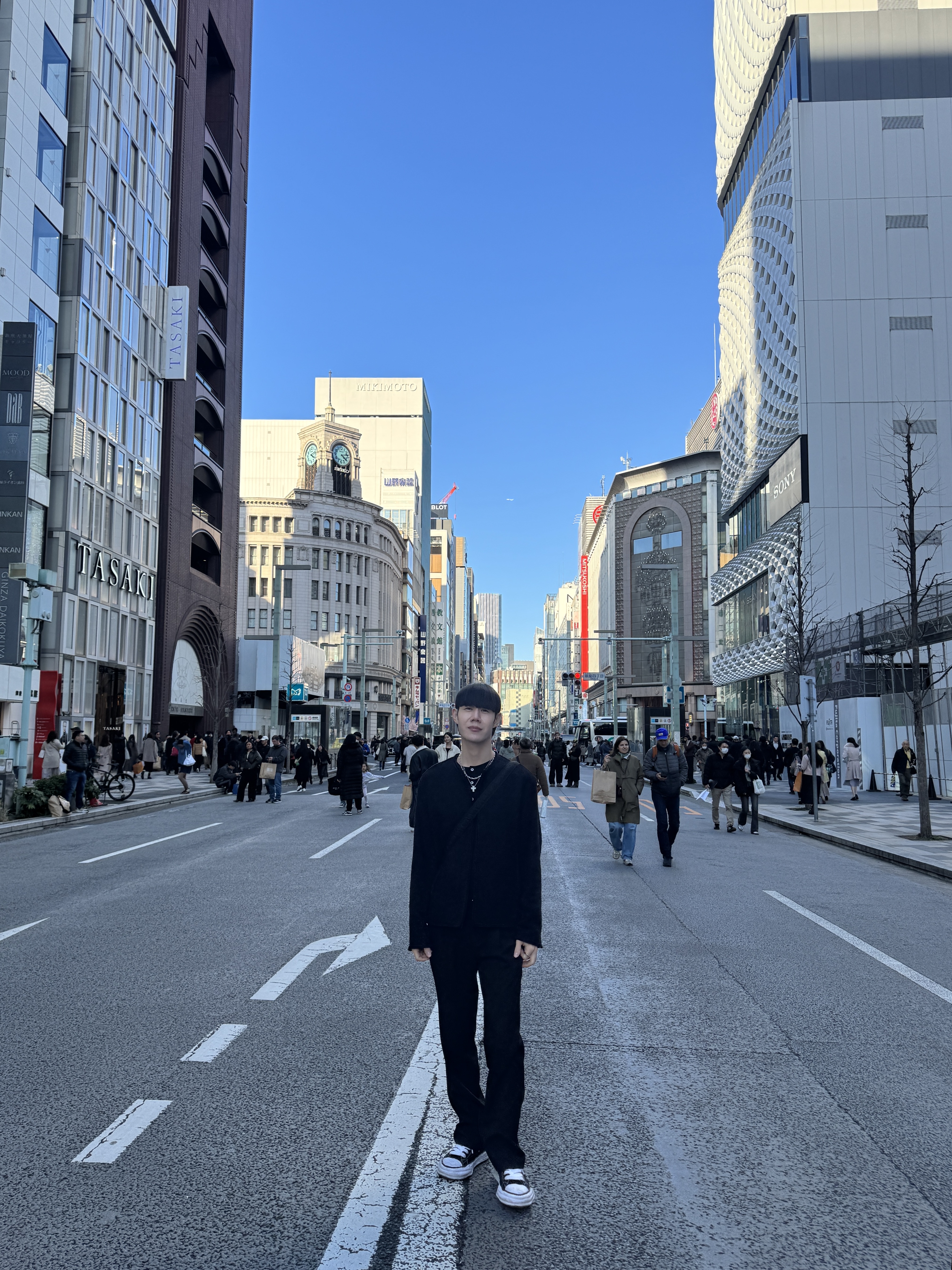 Maison Mihara Yasuhiro Peterson23 OG Sole Canvas Low-top Sneakers Black, Solid Homme Round Neck Tweed Jacket Black - 26SS 착용 스타일 - 1