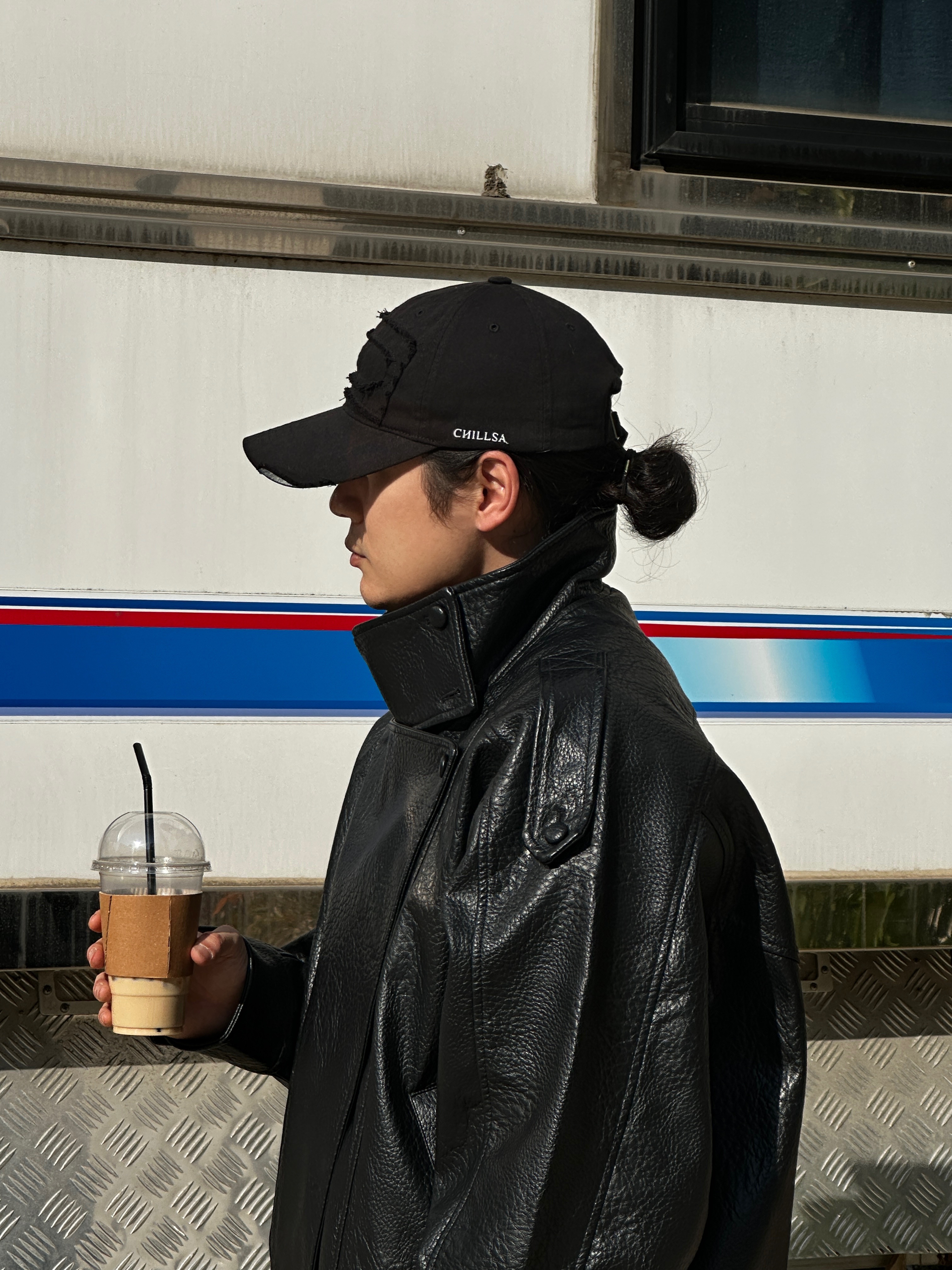 Zara Faux Leather Jacket Black, Wapworks Dayworker T-Shirt Black 착용 스타일 - 1