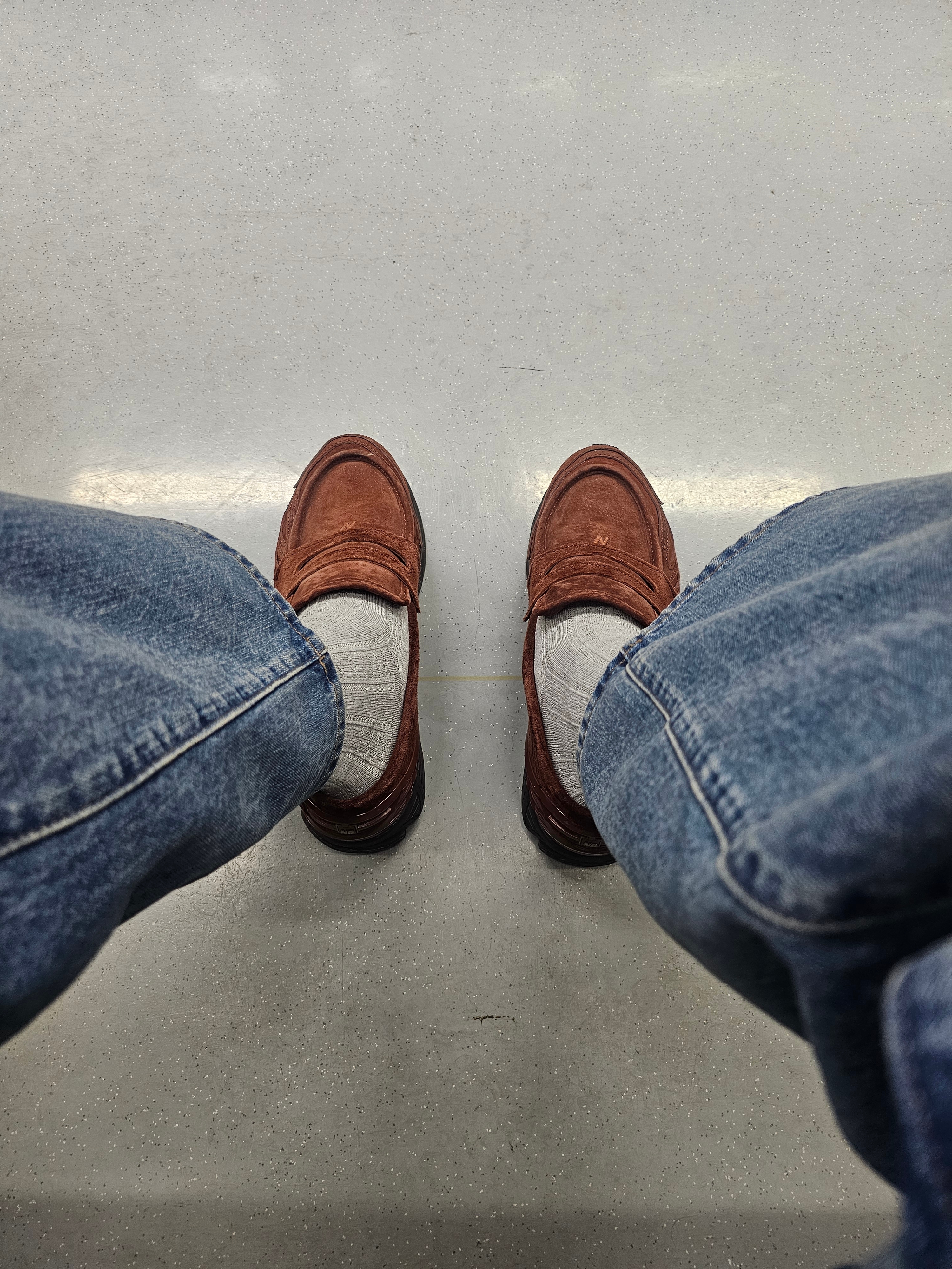 New Balance 1906L Rich Oak 착용 스타일