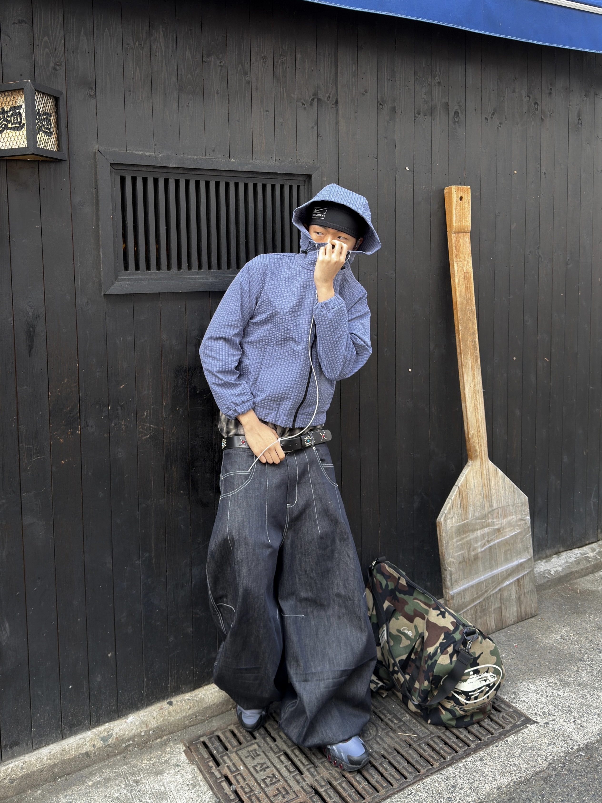 Nike x Stussy Skull Cap Black, Nike Air Max Dn8 Black Anthracite 착용 스타일 - 1