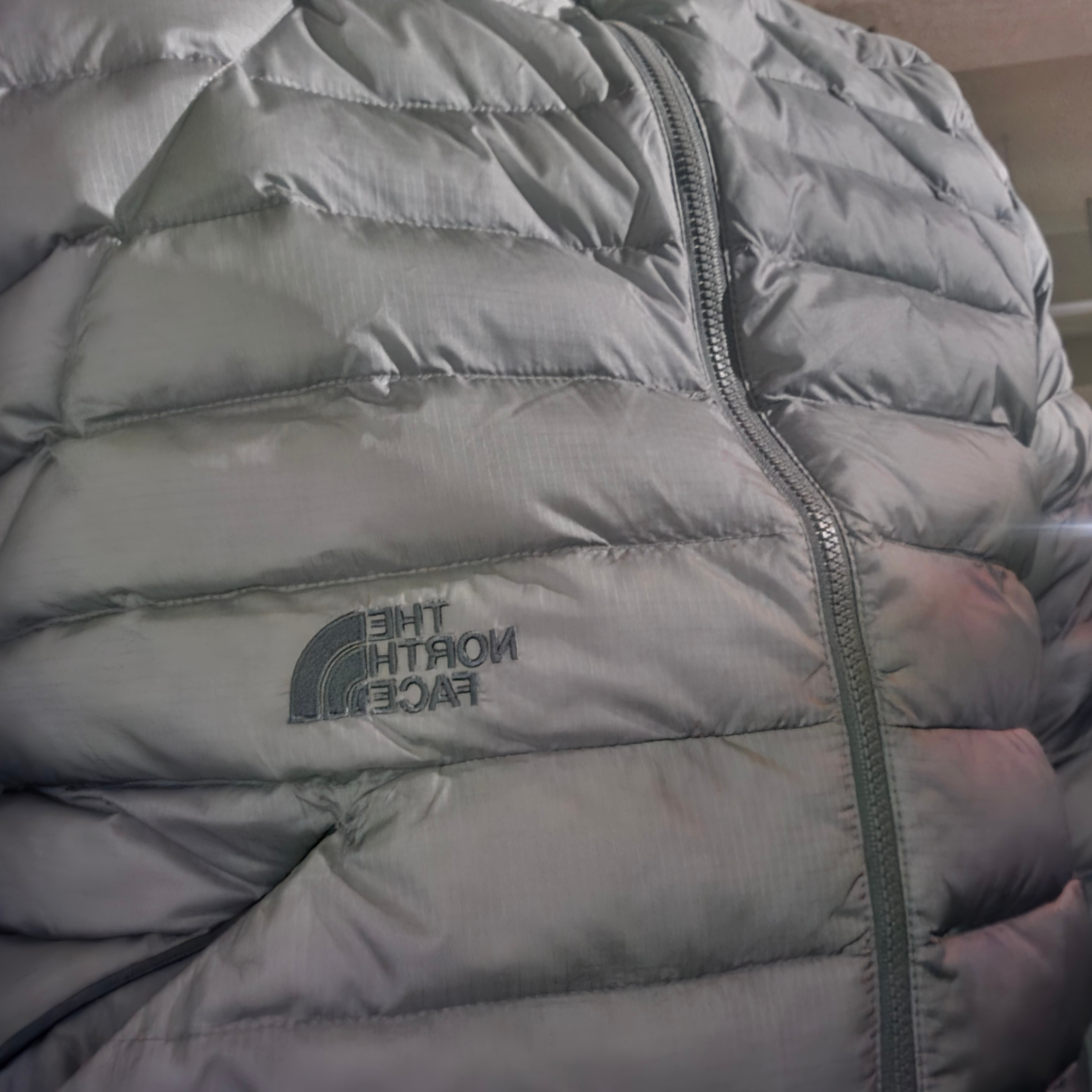 The North Face Ventus On Jacket Silver 착용 스타일