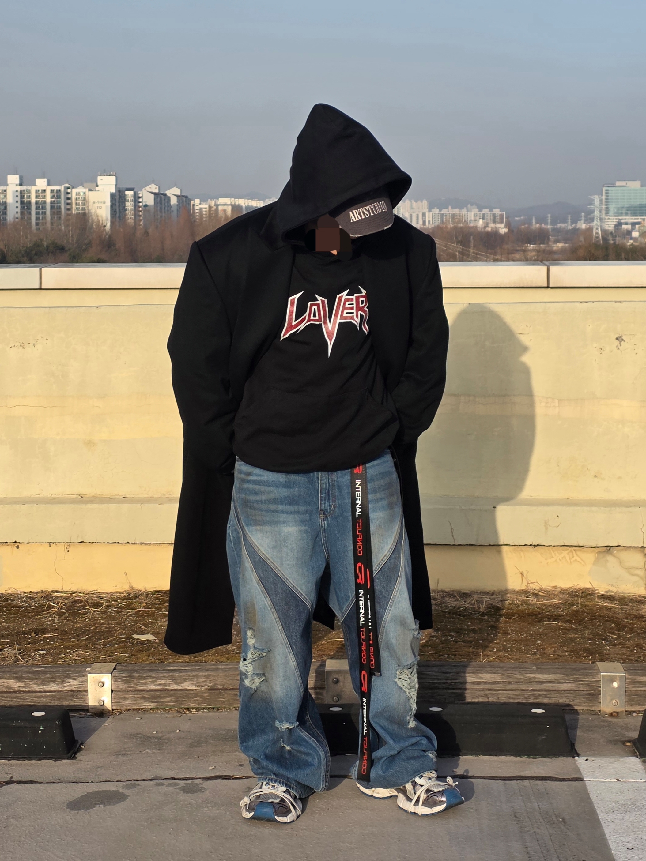 Civision by CSC Vision Distressed Denim Pants Washed Blue, Civision by CSC Lovers Hoodie 착용 스타일 - 5