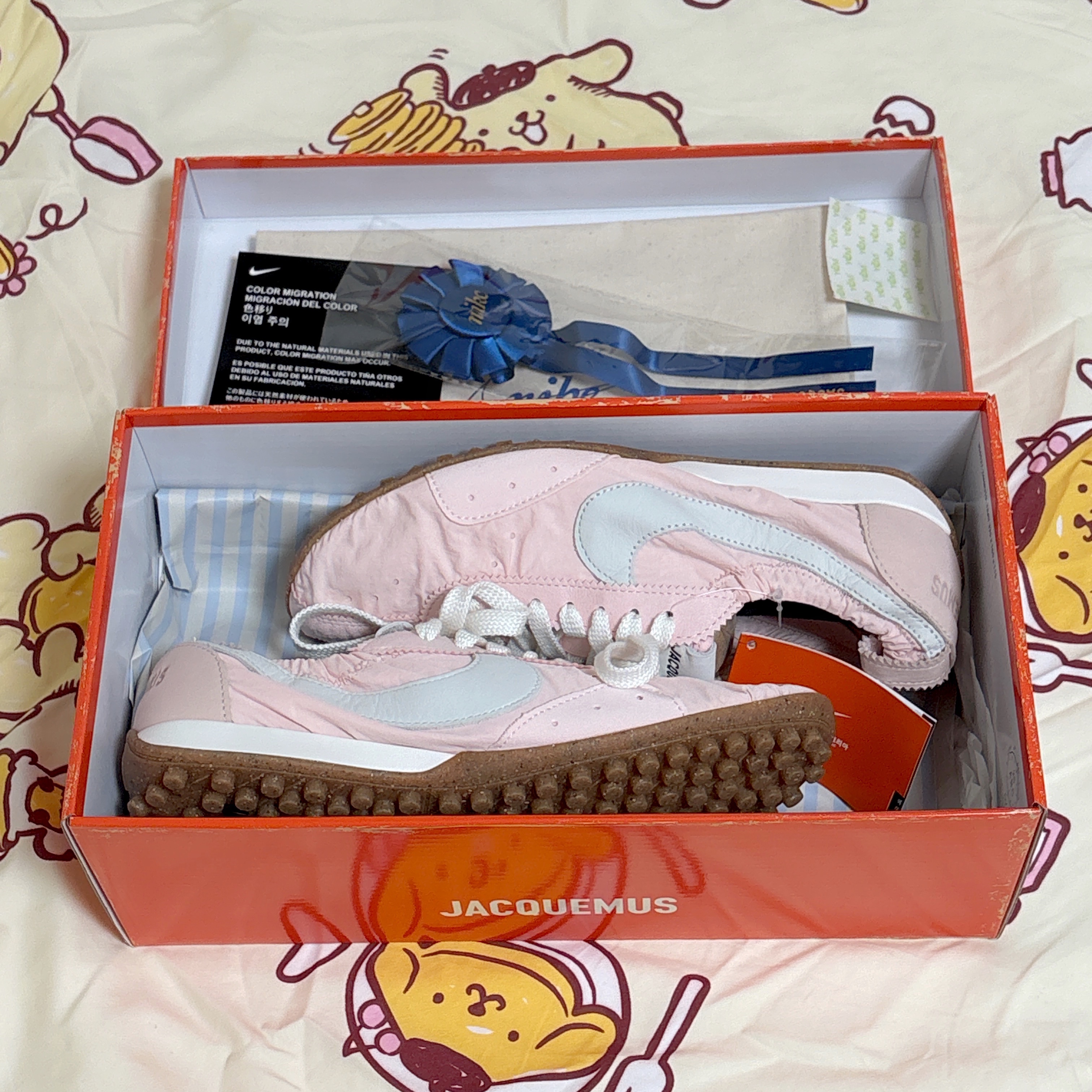 Nike x Jacquemus Moon Shoe SP Aluminum Pink Sail 착용 스타일 - 1
