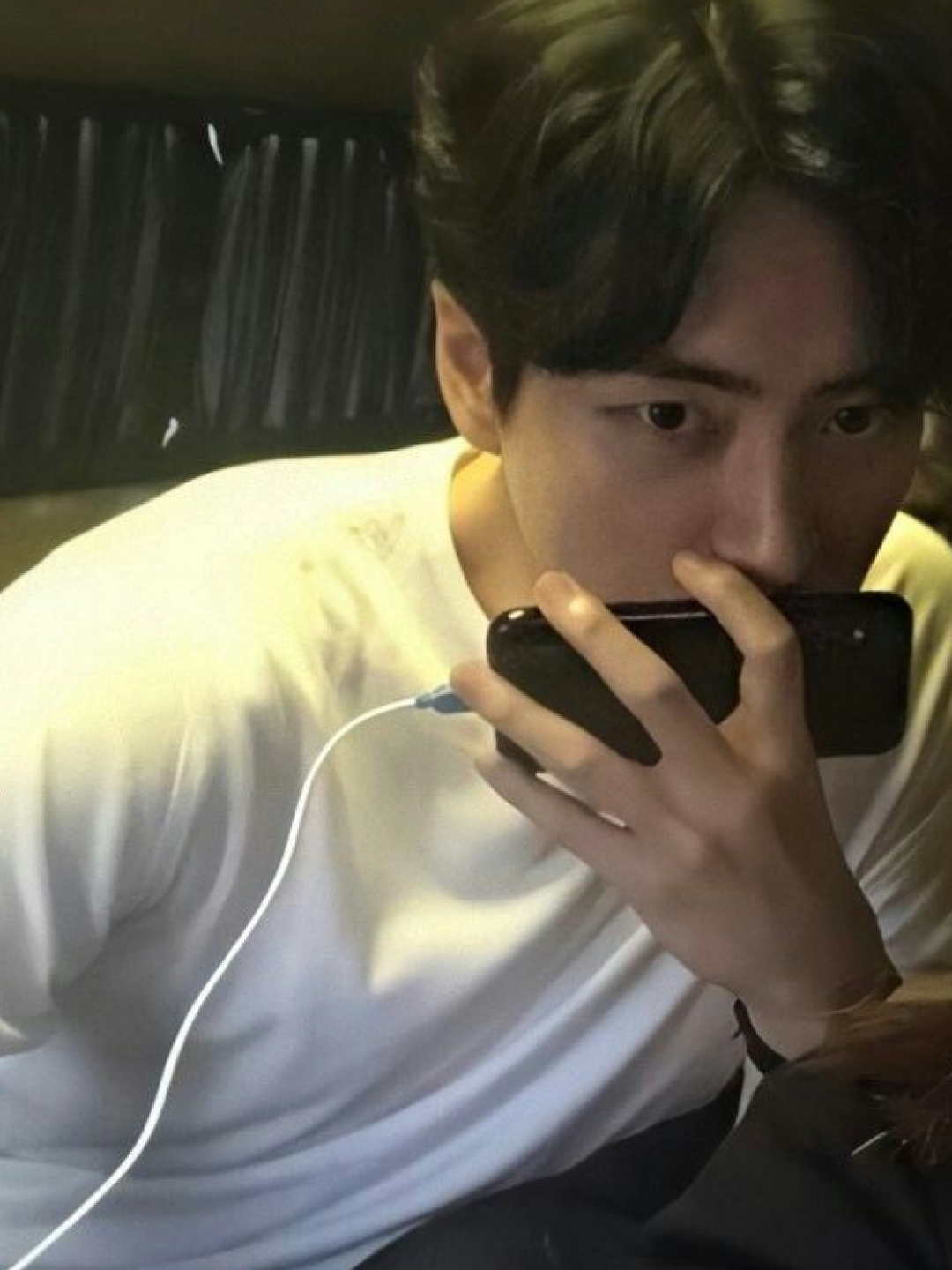 Engineered Garments Cotton Broken Denim Bedford Jacket Indigo, Uniqlo x JW Anderson Wide Fit Jeans Blue - KR 착용 스타일 - 4