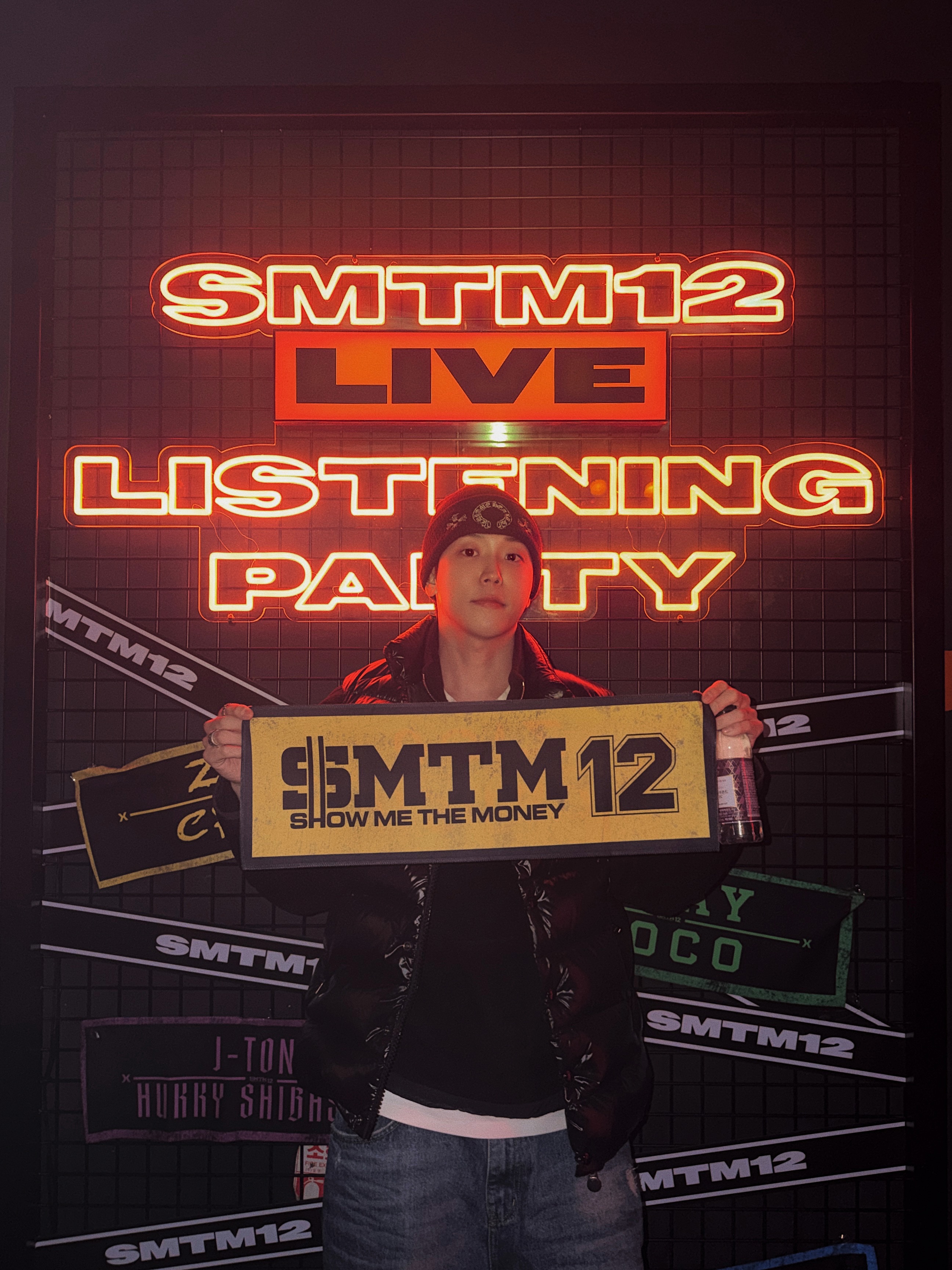 Moncler Tibb Down Gilet Black - 25FW, Chrome Hearts Horseshoe Beanie Black 착용 스타일 - 1