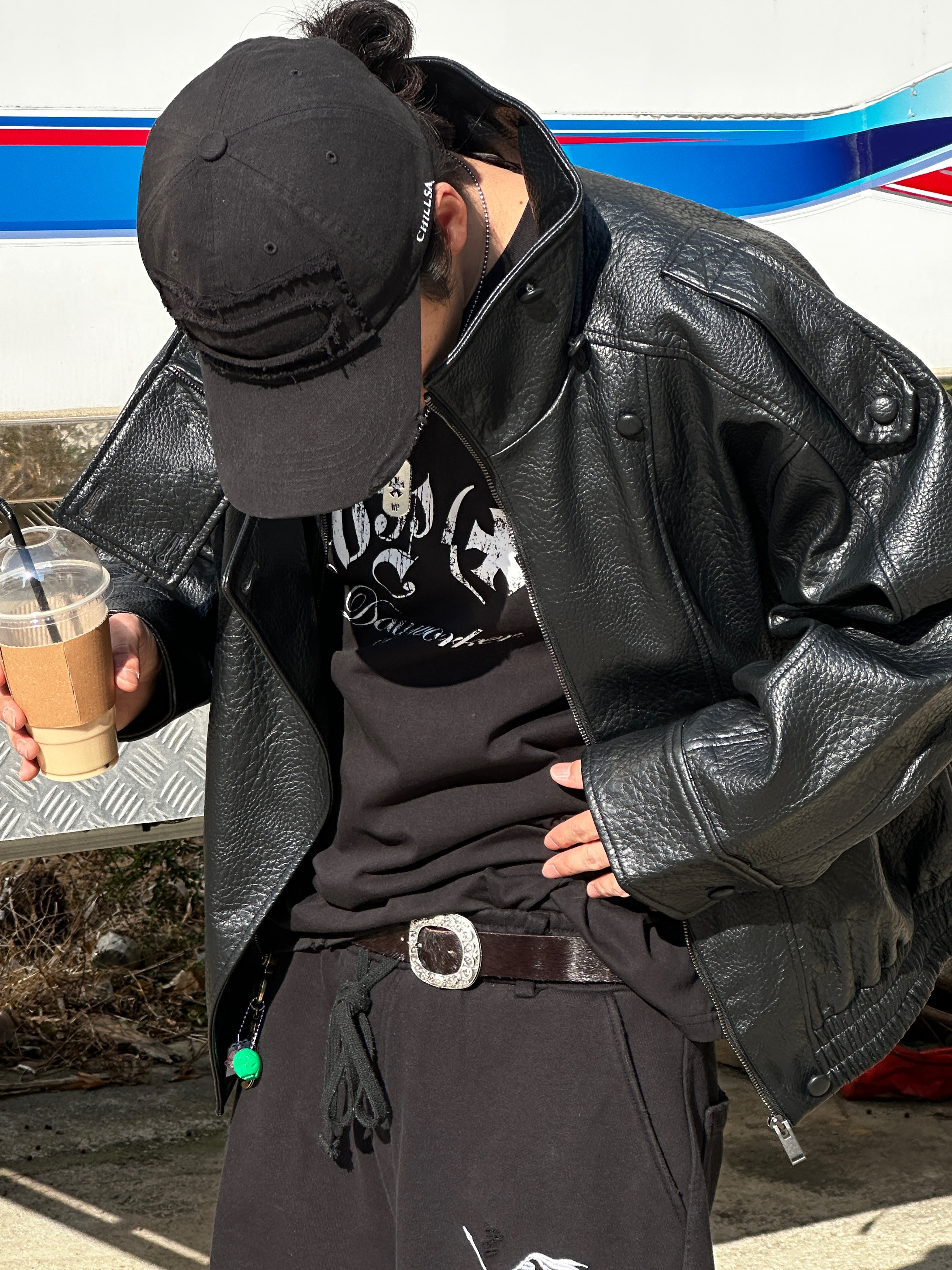Zara Faux Leather Jacket Black, Wapworks Dayworker T-Shirt Black 착용 스타일 - 3