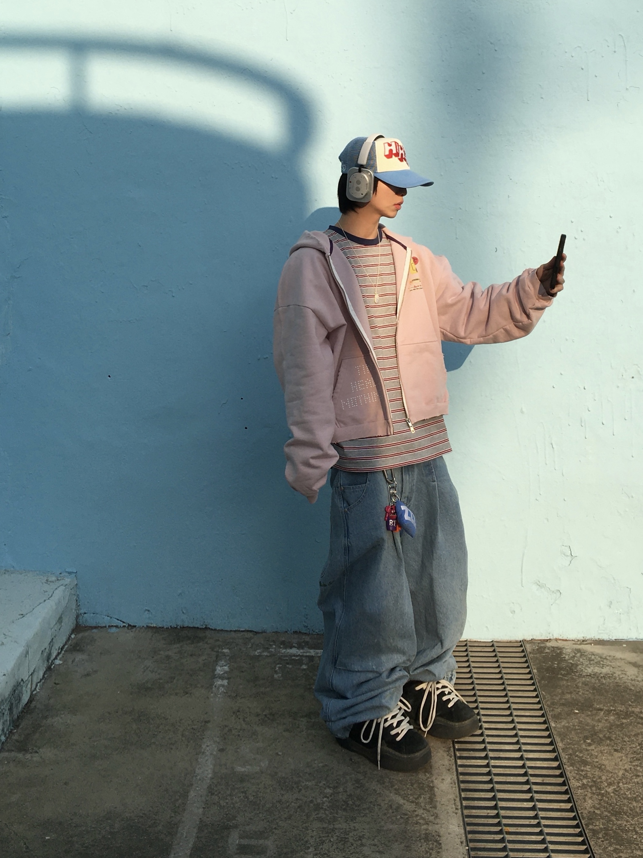 Honey Scoop House HKR Logo Trucker Cap Sky Blue, Nothing Headphone (1) White 착용 스타일 - 3