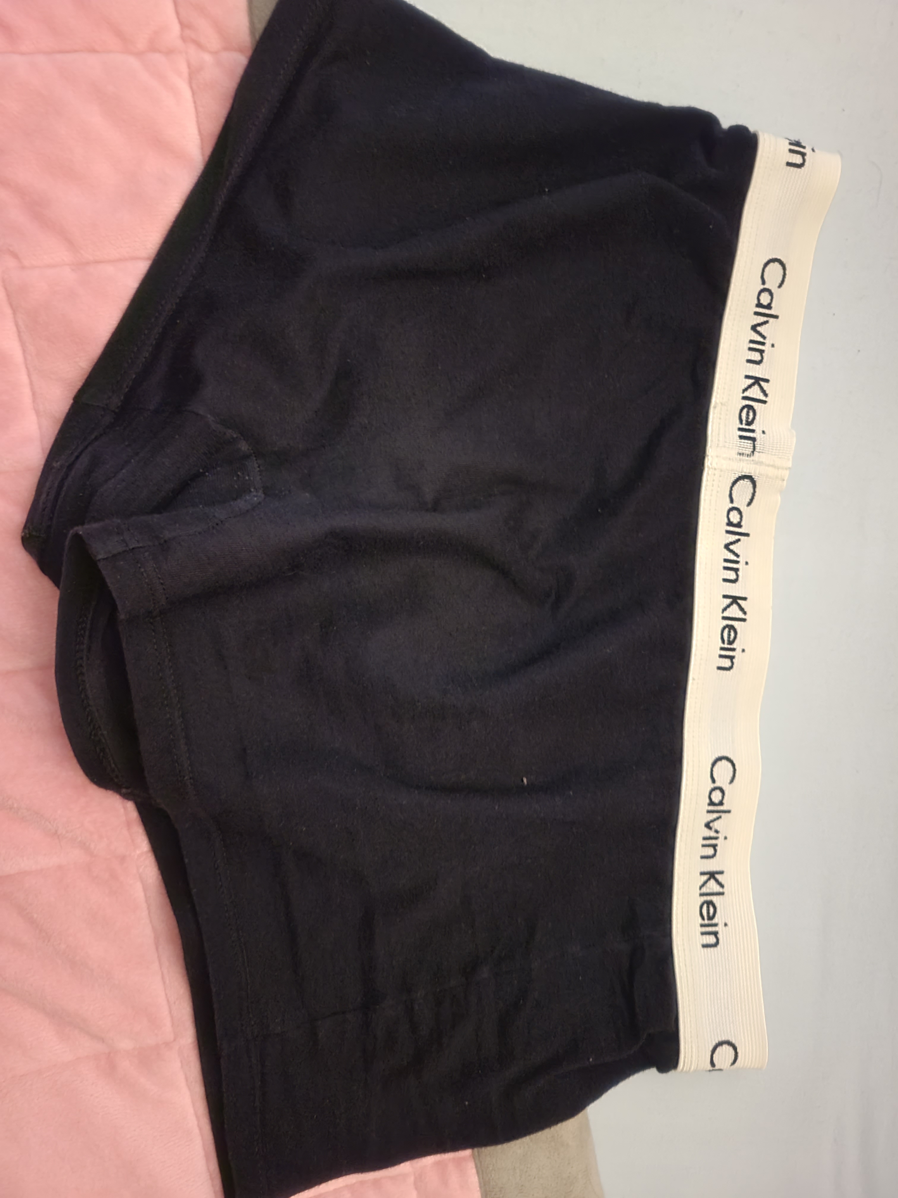 Calvin Klein Modern Cotton 3-pack Trunks Black 착용 스타일