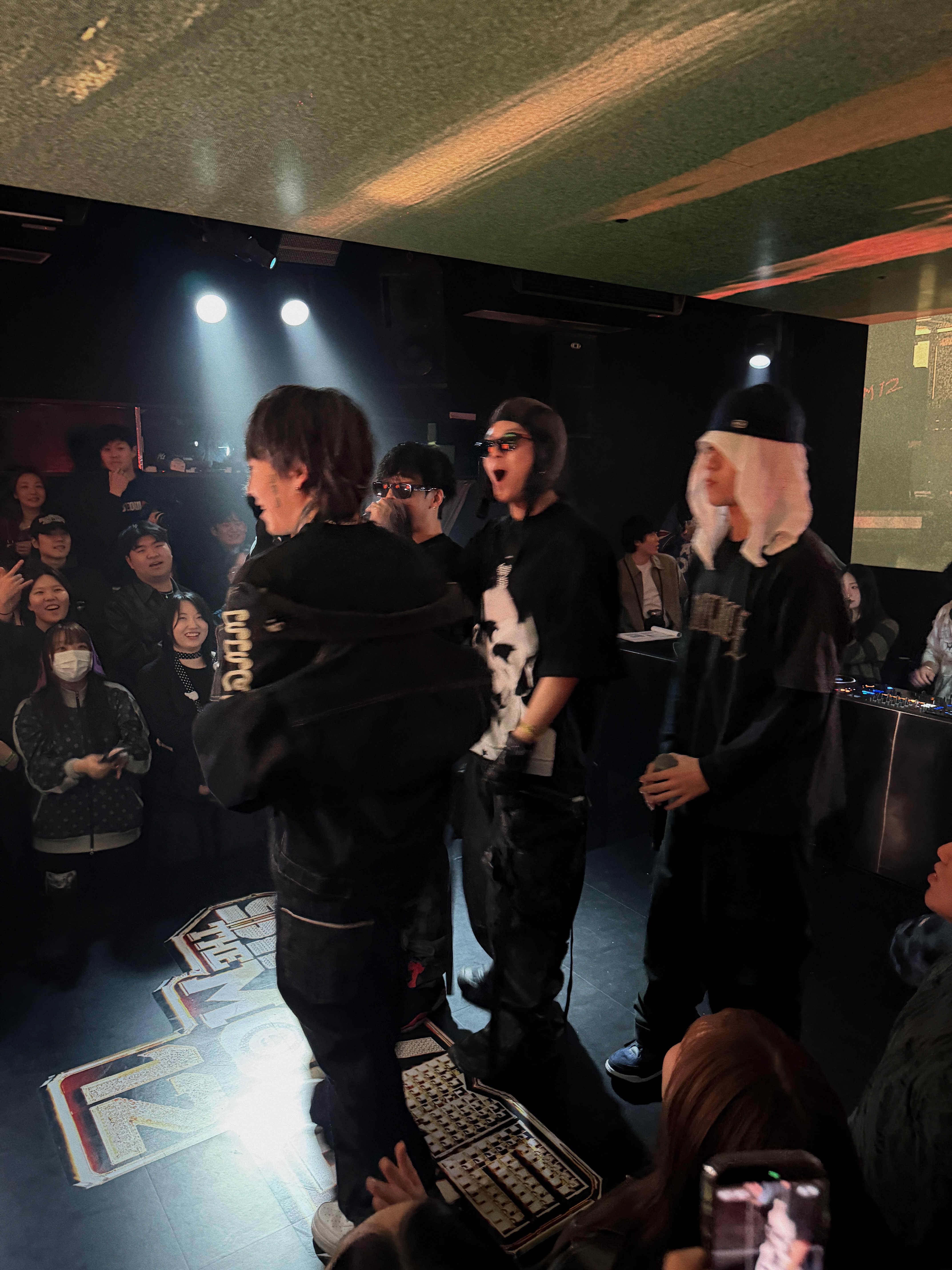 Moncler Tibb Down Gilet Black - 25FW, Chrome Hearts Horseshoe Beanie Black 착용 스타일 - 8