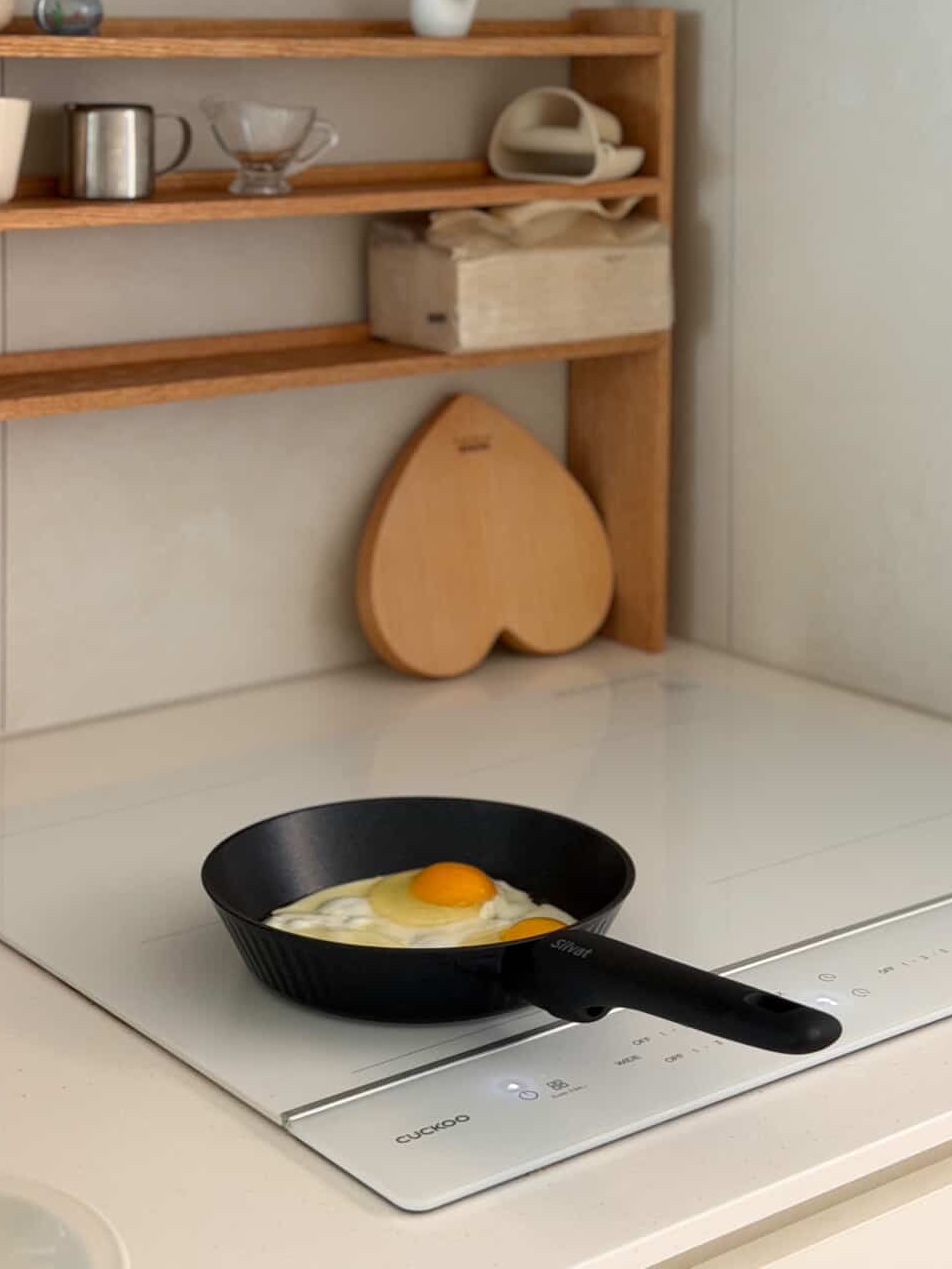 Silvat vellina IH Frying Pan
24cm 착용 스타일