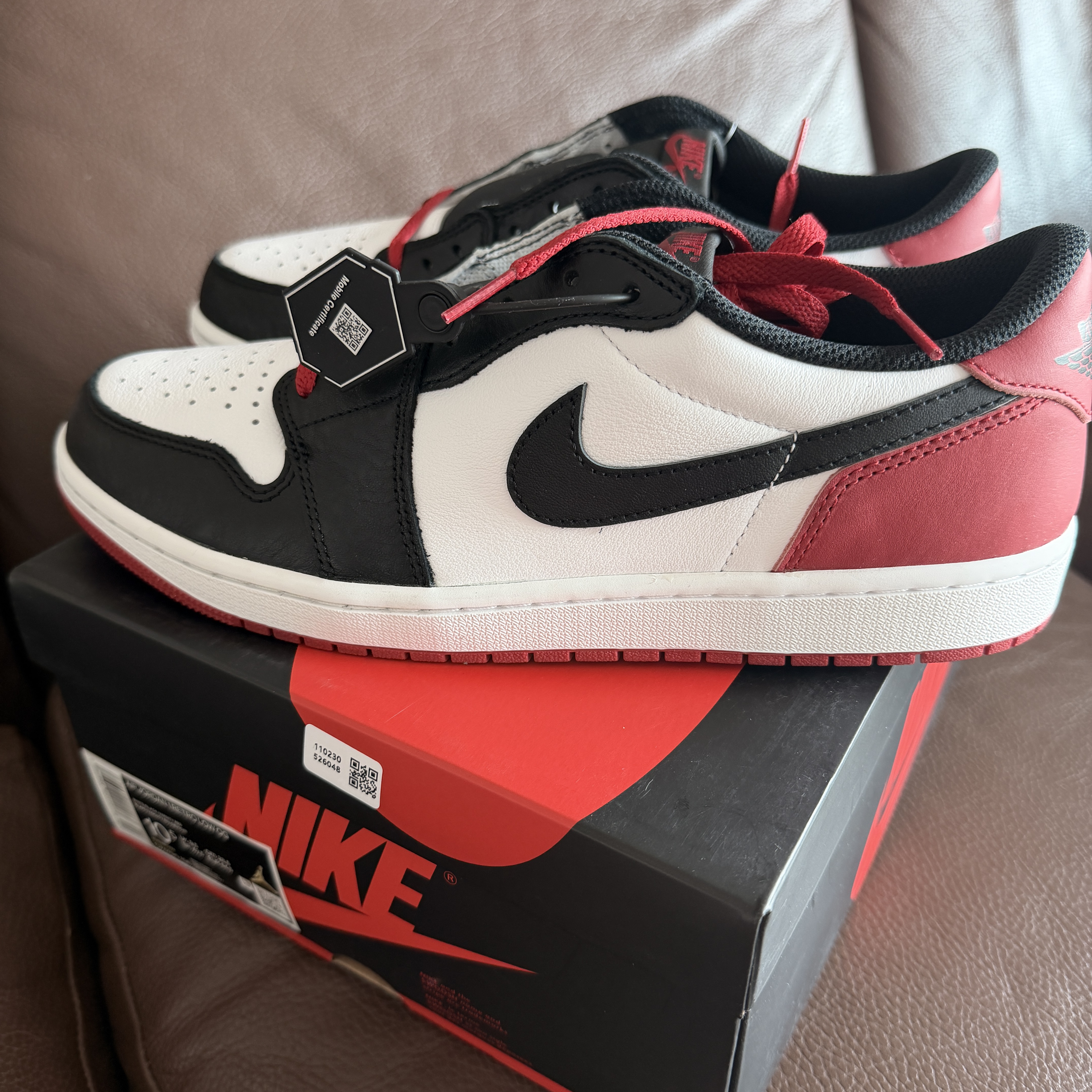 Jordan 1 Retro Low OG Black Toe 착용 스타일 - 1