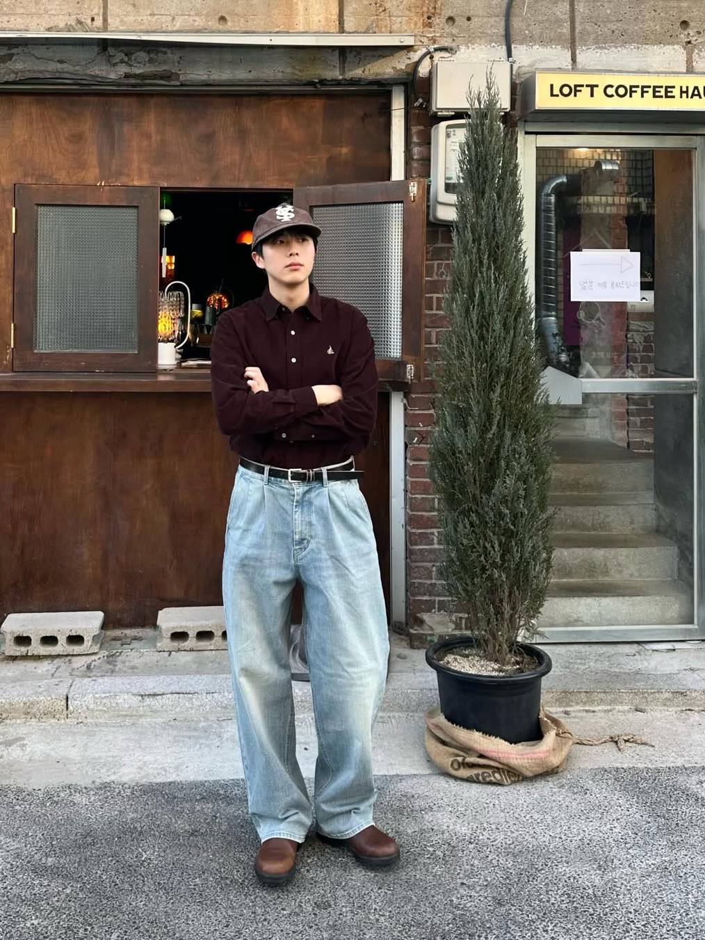 Sunday Ceremony Sy Logo 5 Panel Cotton Cap - Brown 착용 스타일 - 2